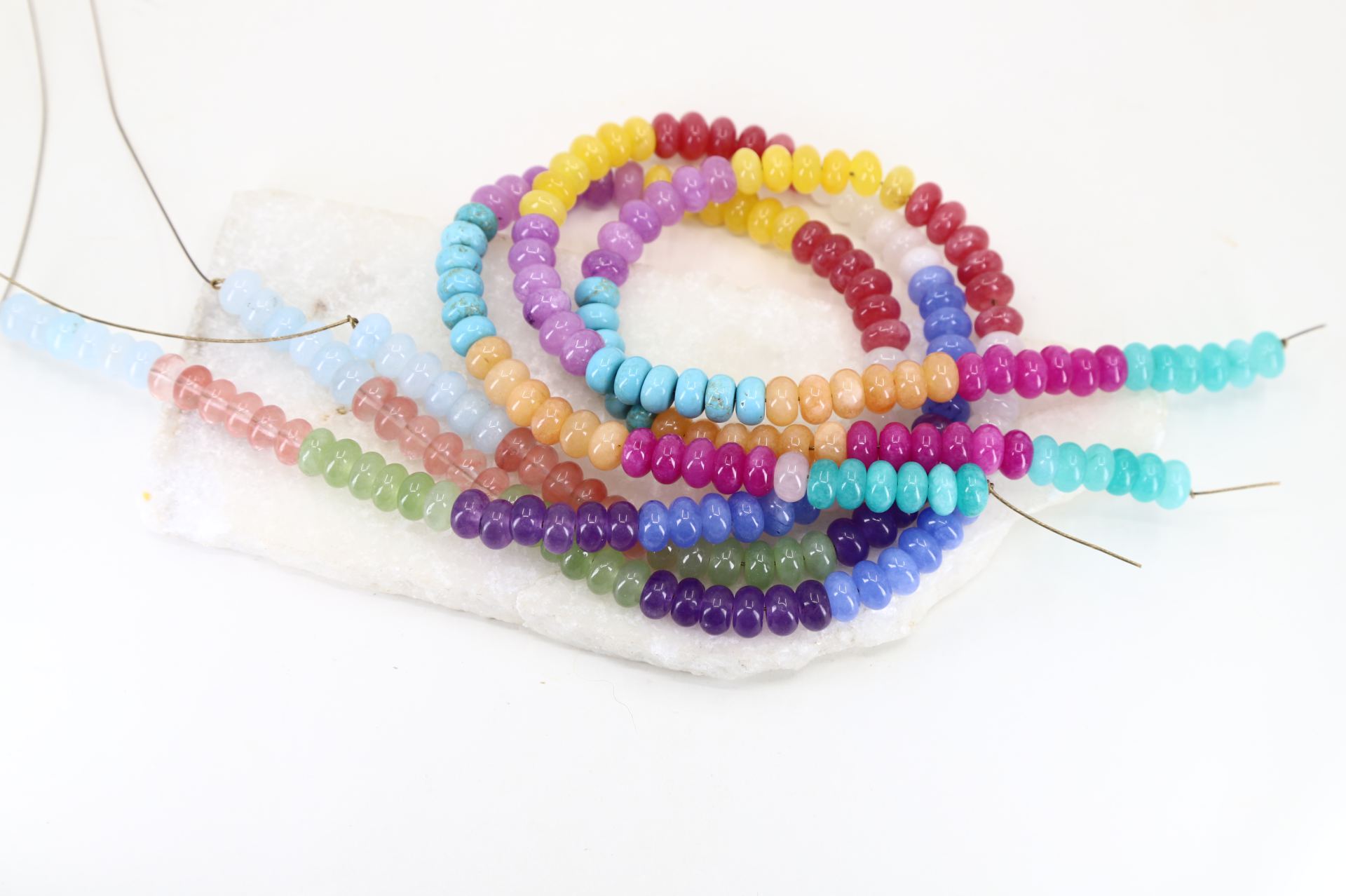 8mm-smooth-rondelle-jade-beads