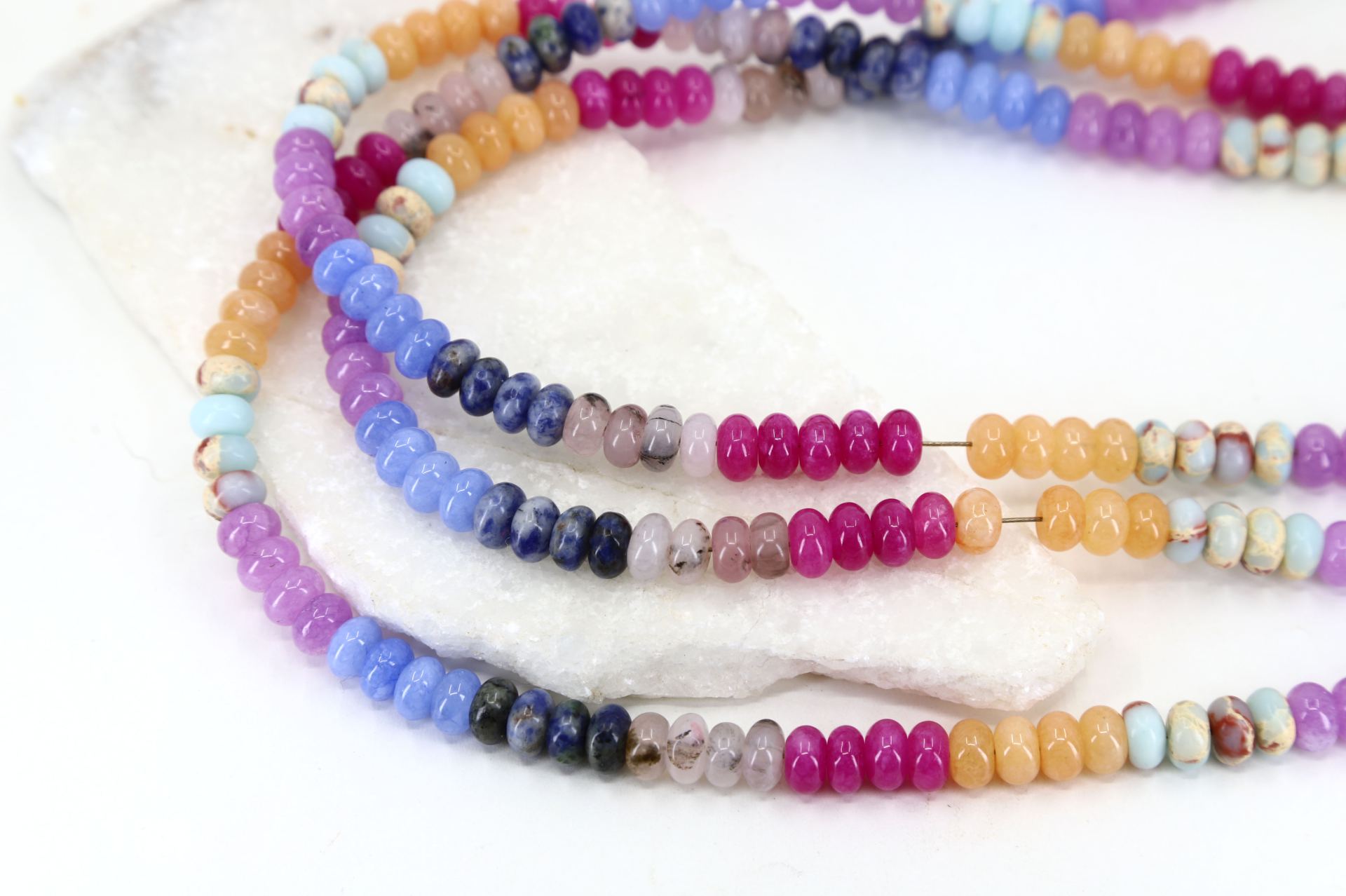 8mm-smooth-rondelle-jade-beads