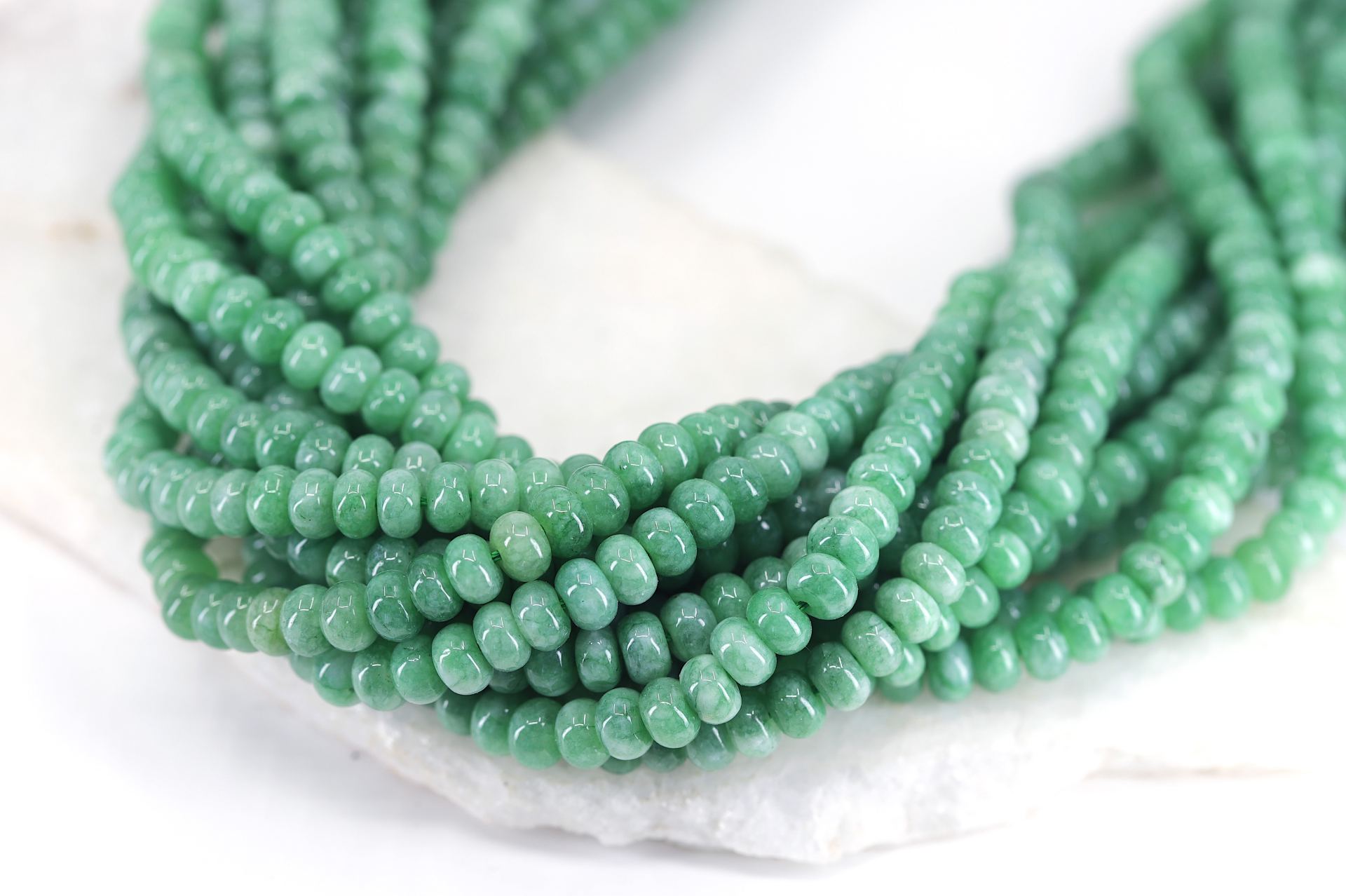 rondelle-green-jade-beads