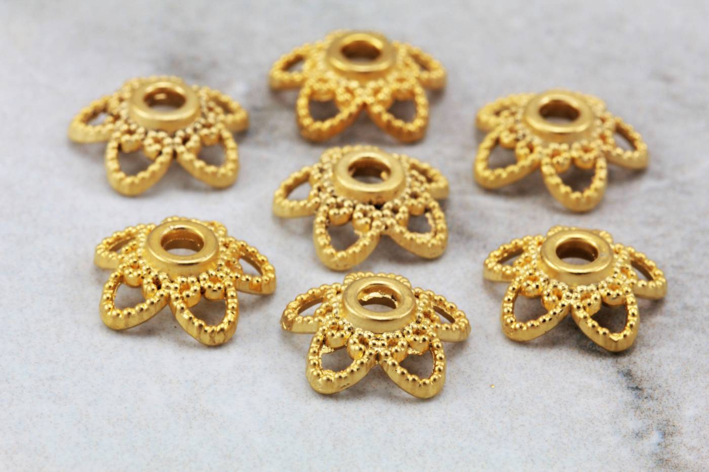 gold-plated-metal-star-shape-bead-caps