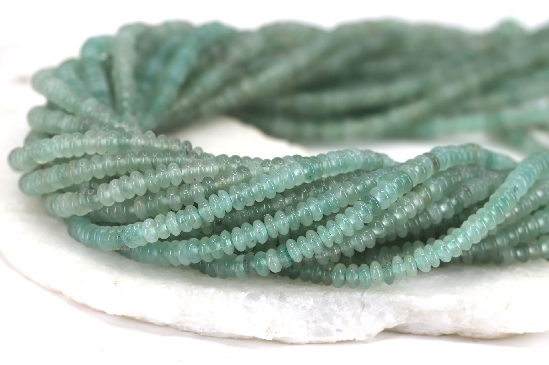 4x2mm-green-aventurine-rondelle-bead-str