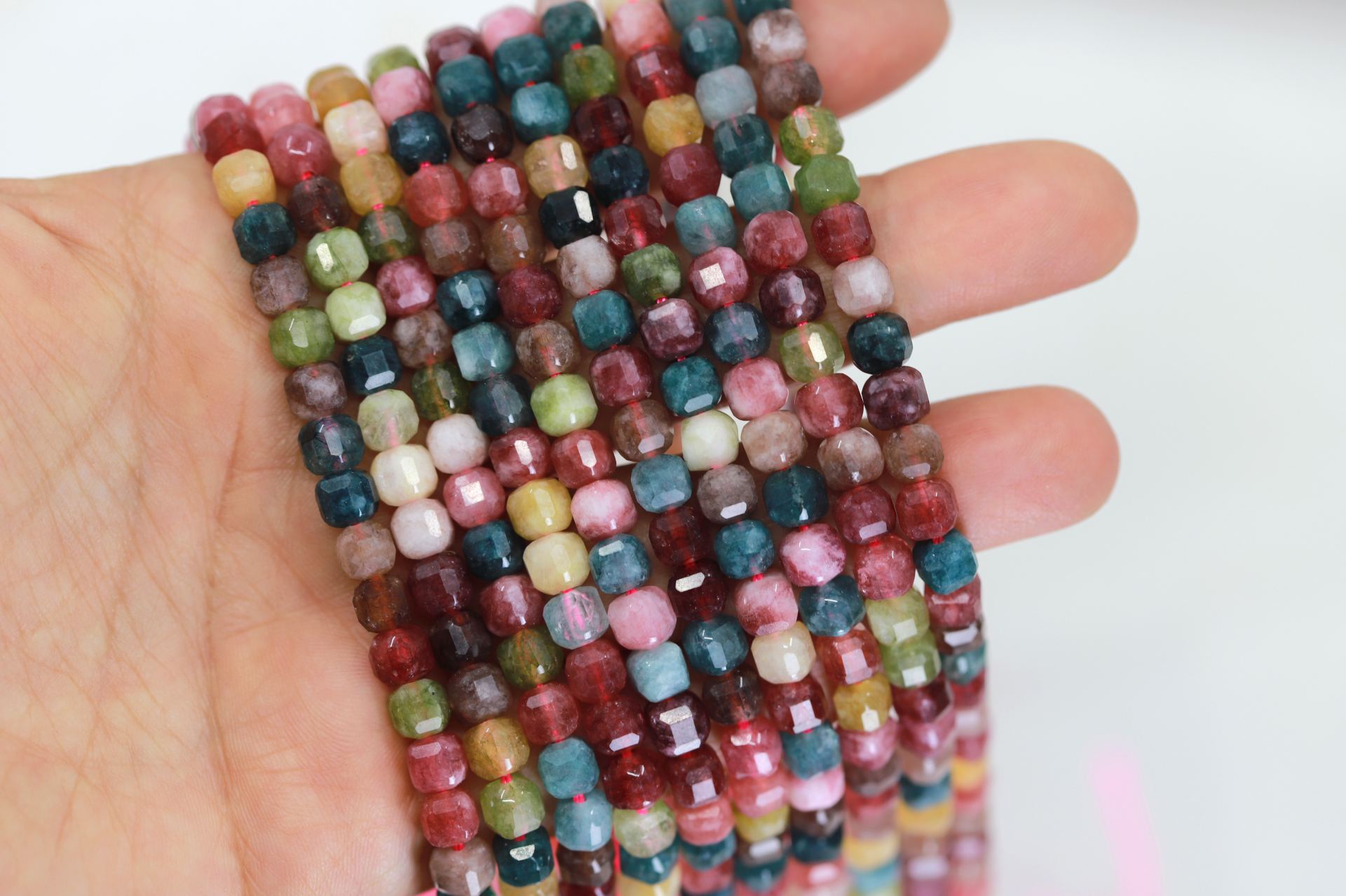 6x6mm-cube-faceted-tourmaline-bead-stran