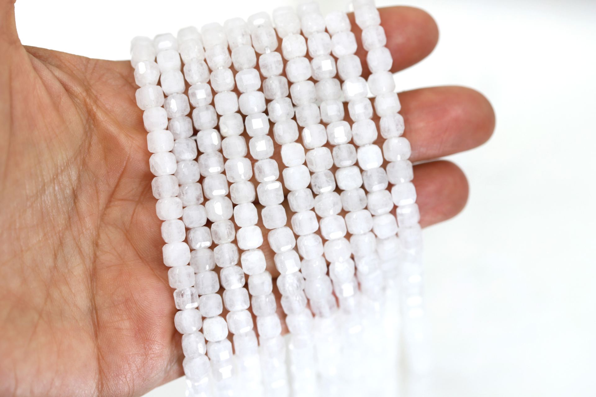6x6mm-cube-faceted-white-jade-bead-stran