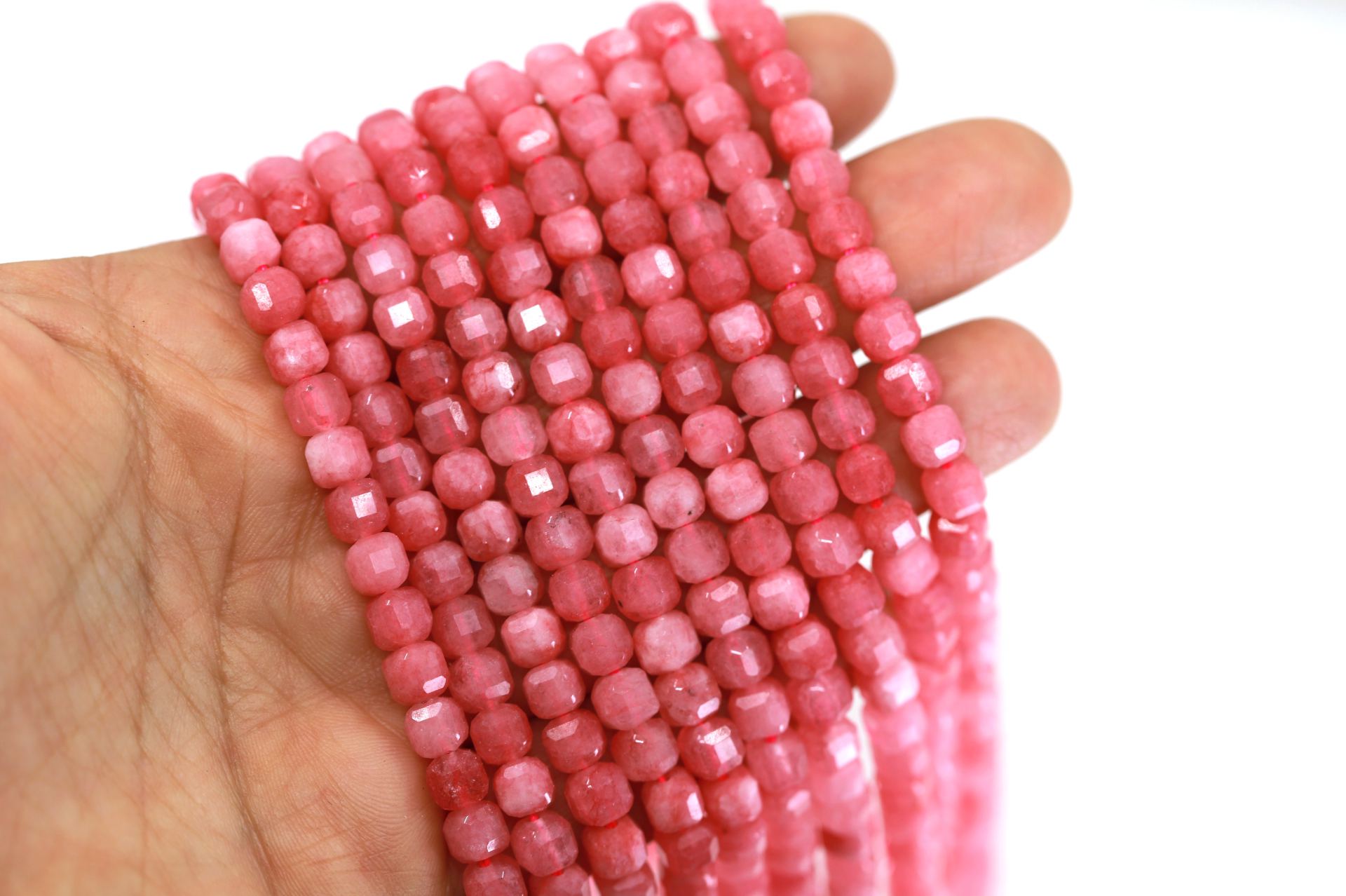 6x6mm-cube-faceted-pink-jade