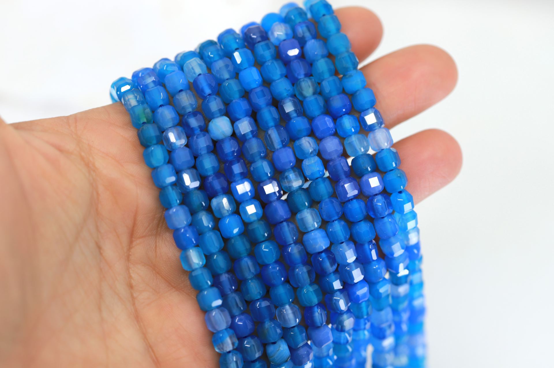 6x6mm-cube-faceted-blue-agate-beads