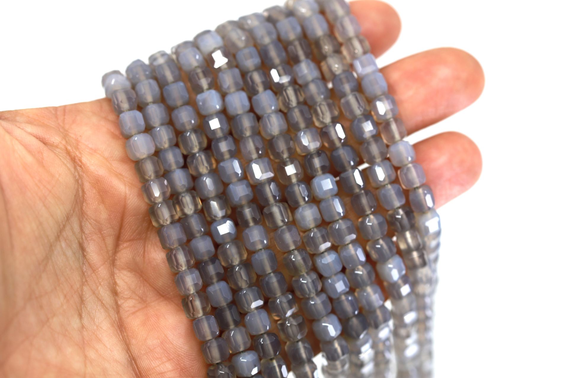 6x6mm-cube-faceted-smoky-quartz-beads