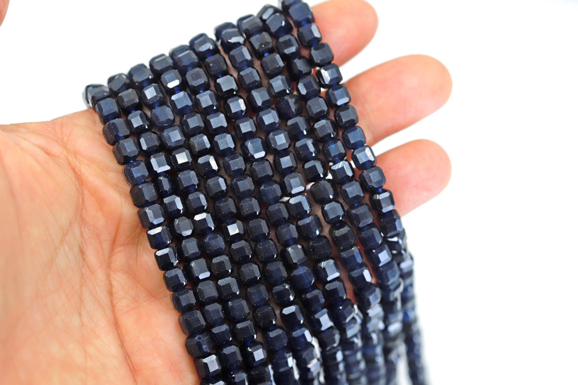 6x6mm-cube-faceted-dark-blue-jade-bead-s