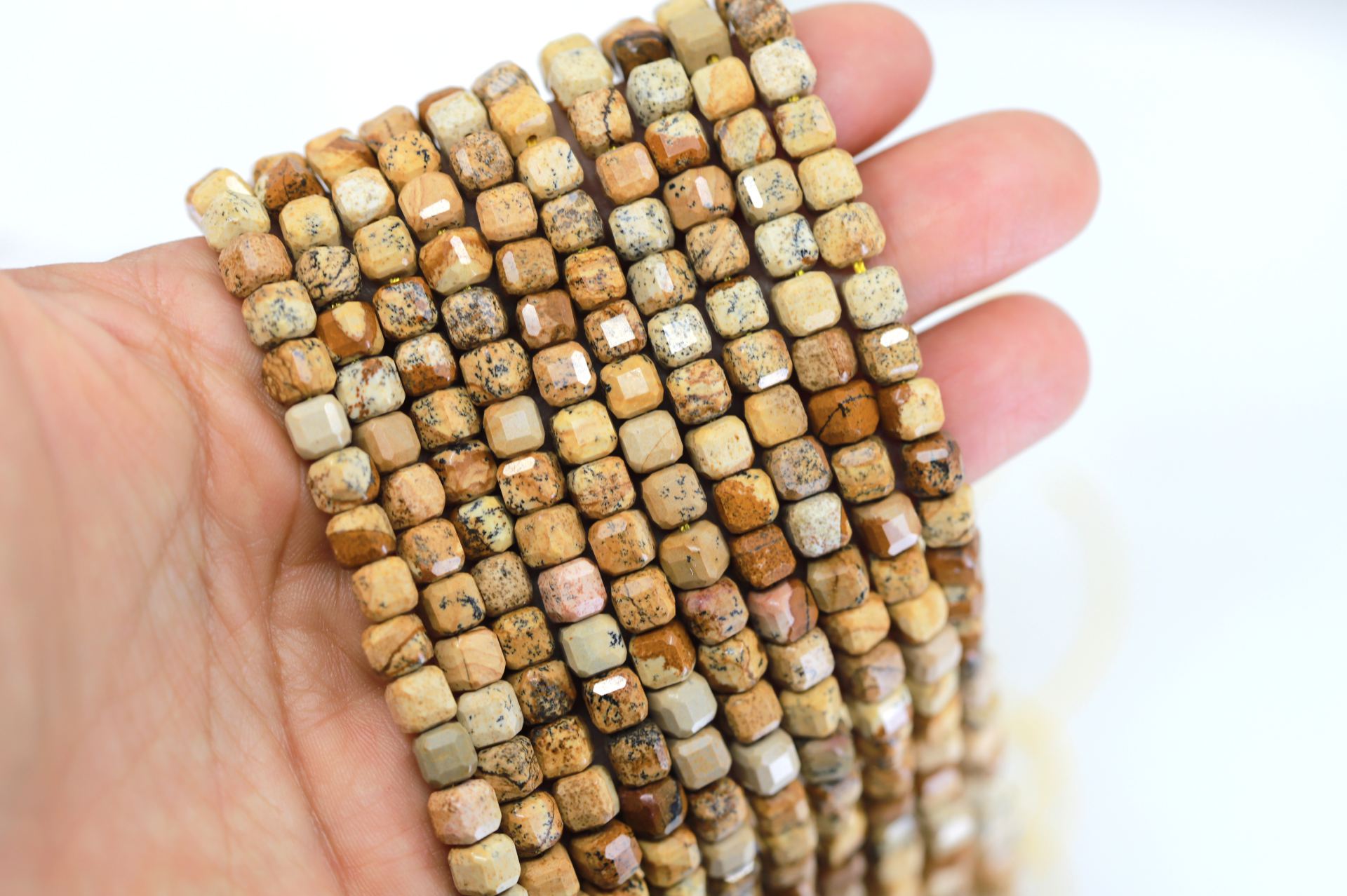6x6mm-cube-faceted-picture-jasper-bead-s
