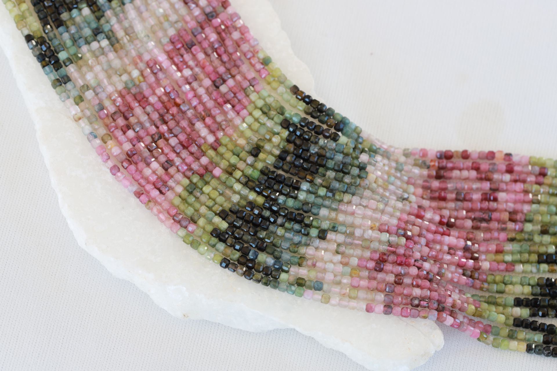 tourmaline-natural-stone-beads