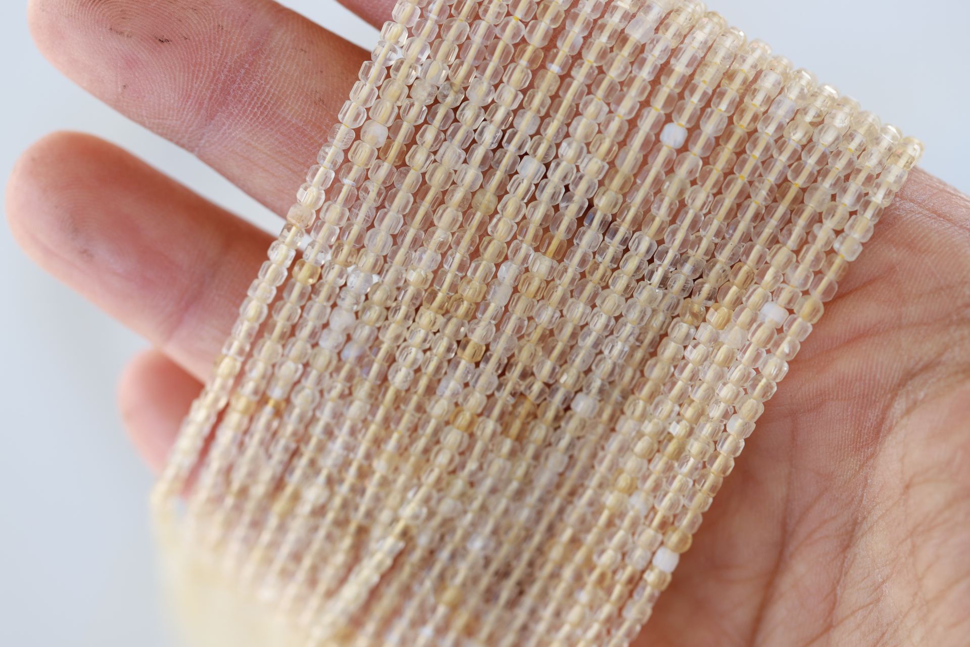 cube-faceted-citrine-natural-stone-beads