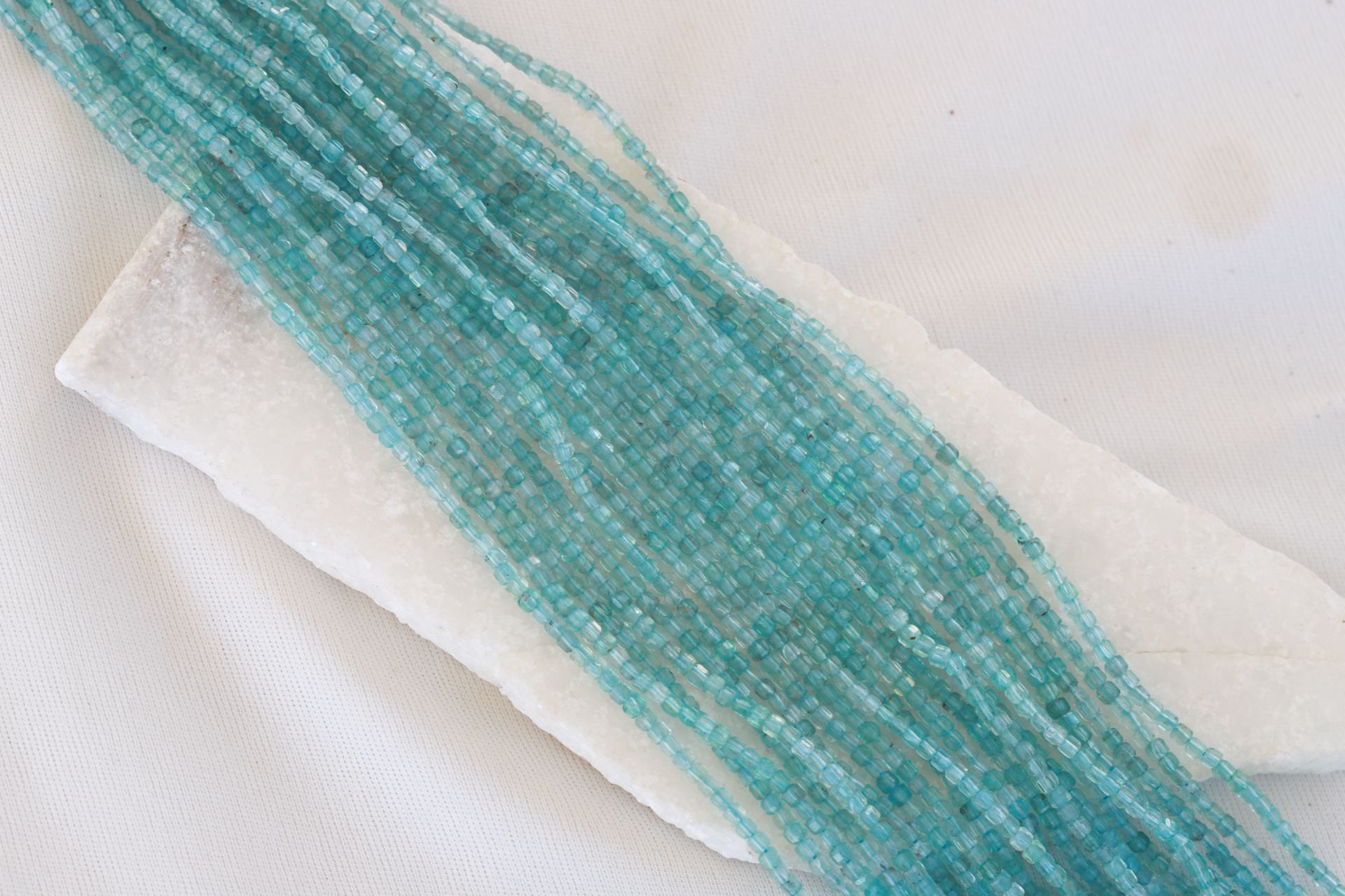2mm-cube-faceted-apatite-beads