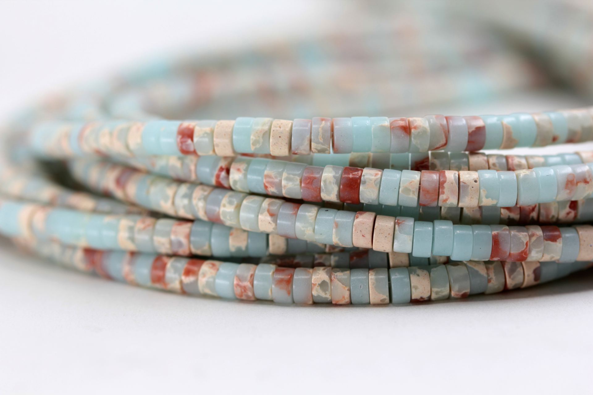 4mm-heishi-disc-rondelle-natural-beads