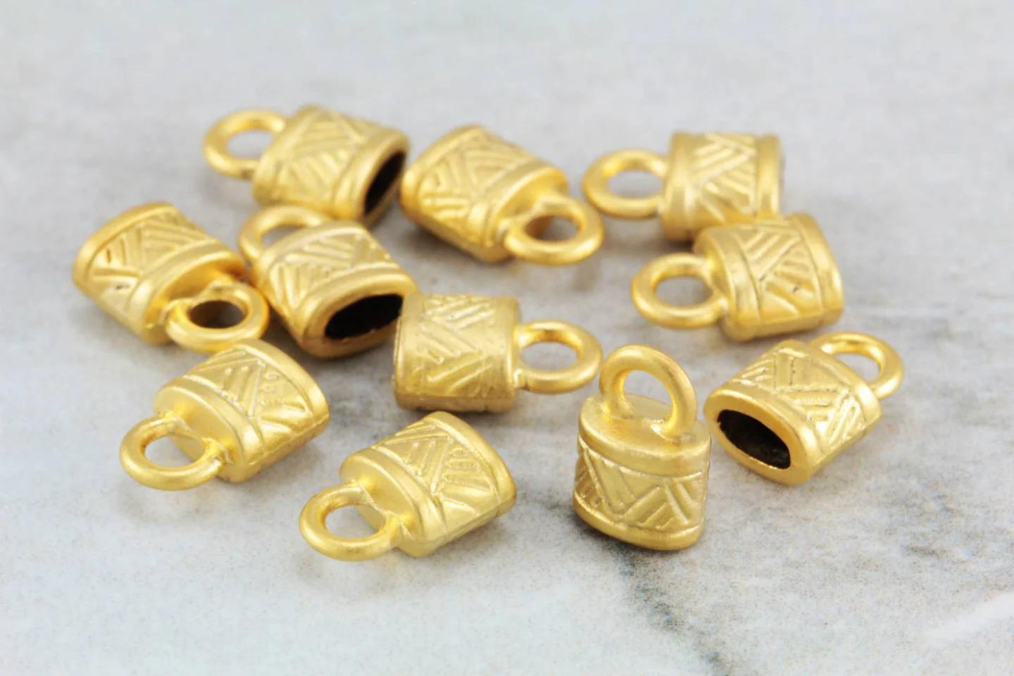 metal-gold-plated-tribal-end-cap-finding.