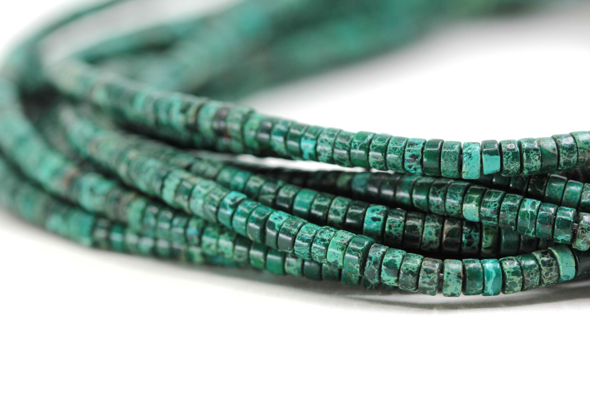 4mm-green-sea-sediment-heishi-bead