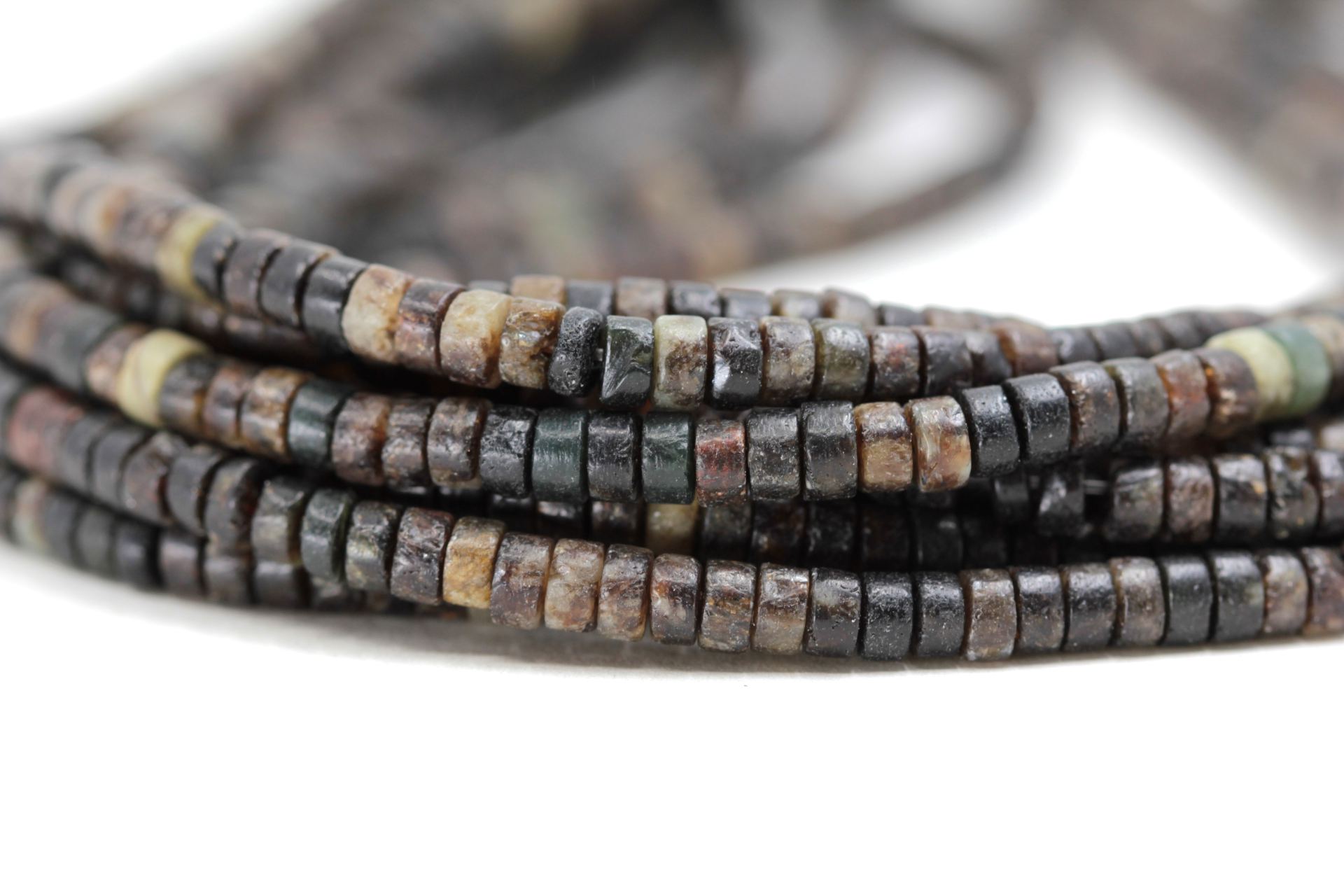 4mm-sea-sediment-heishi-disc-rondelle-na