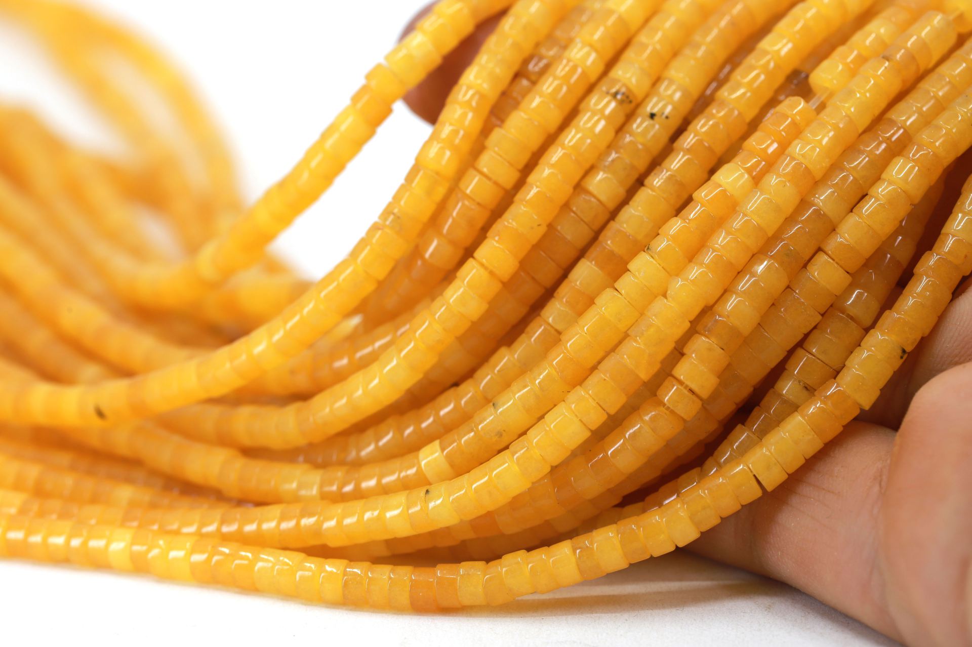 4x2mm-yellow-dyed-jade-heishi-beads
