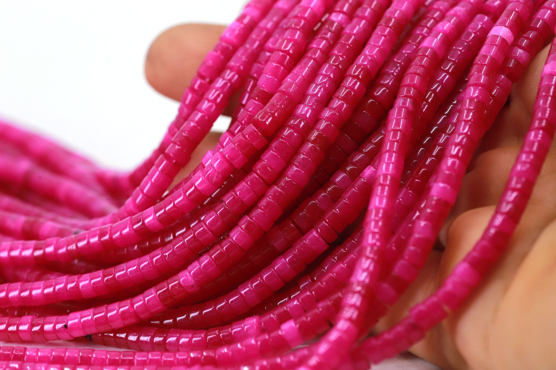 4mm-heishi-disc-rondelle-natural-beads