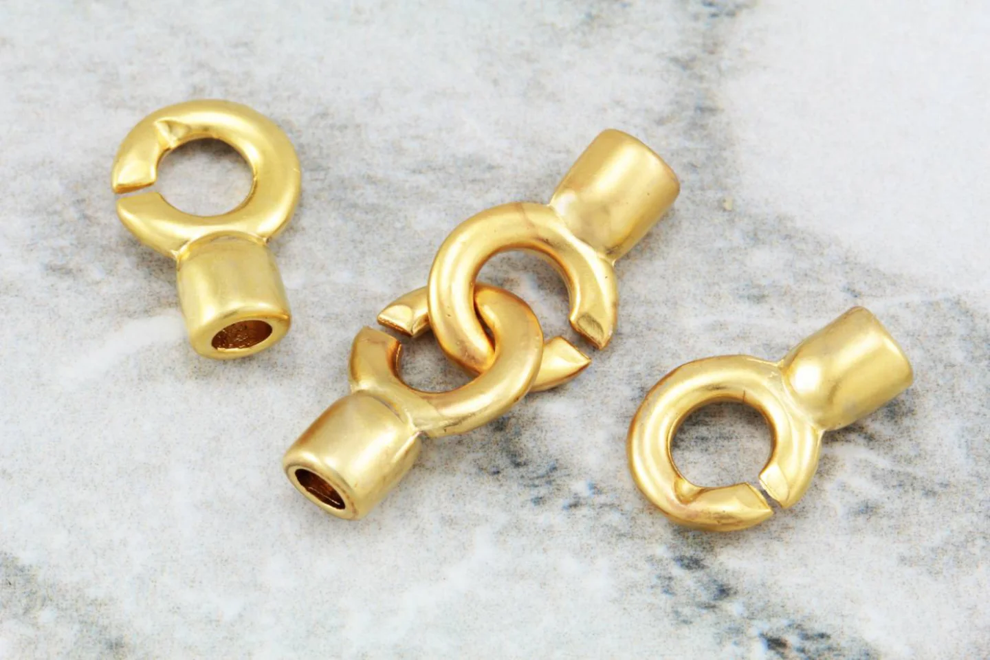 gold-plated-metal-leather-cord-clasp.