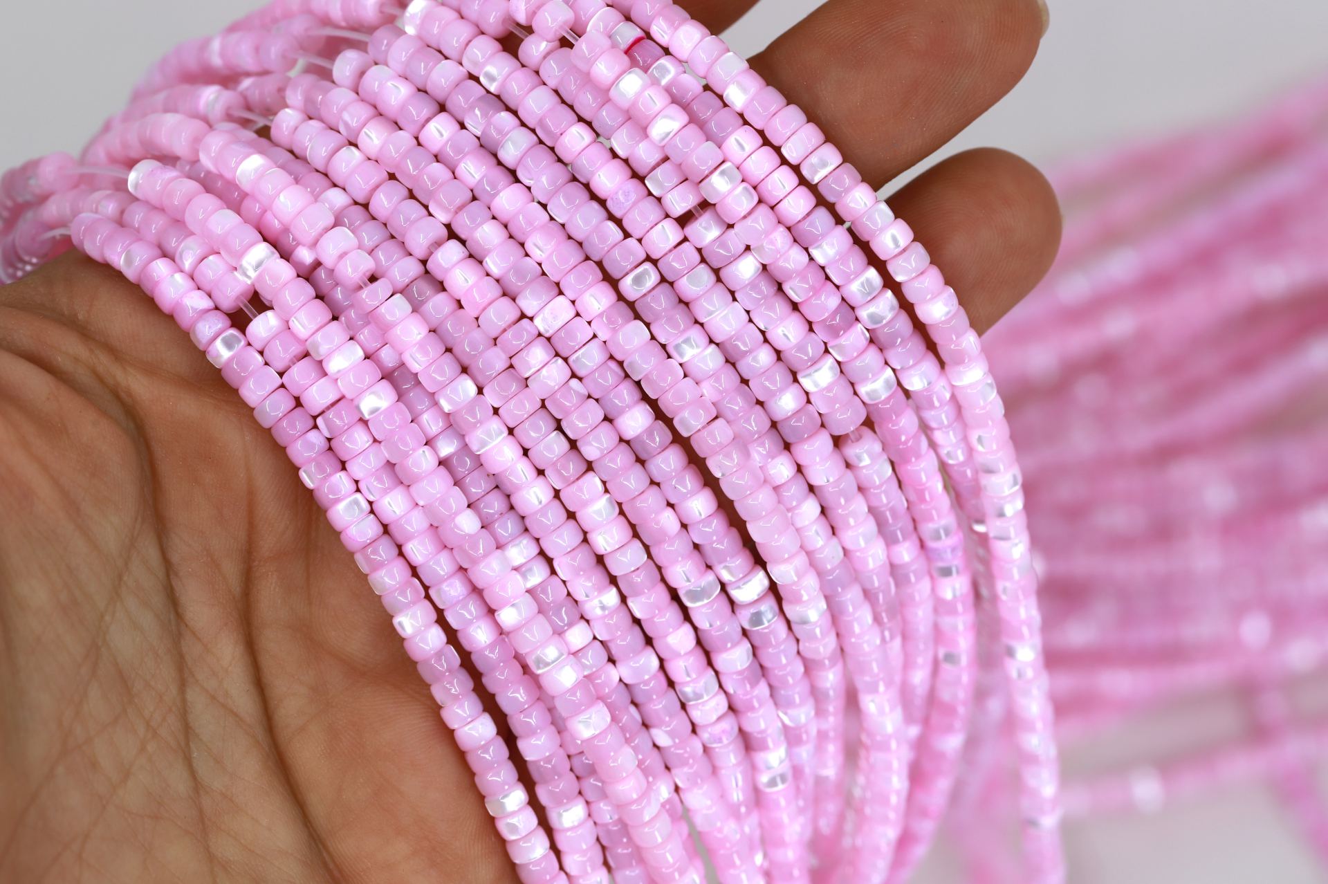4mm-light-pink-rondelle-shell-beads