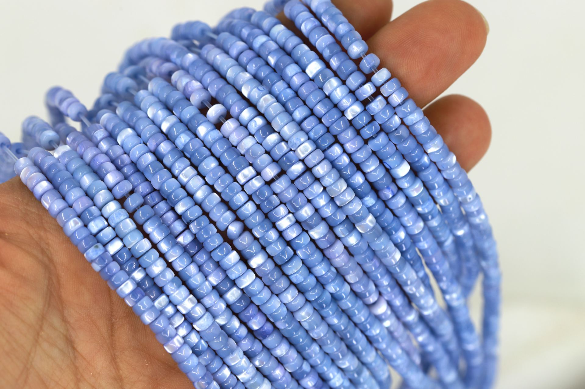4mm-blue-rondelle-shell-beads