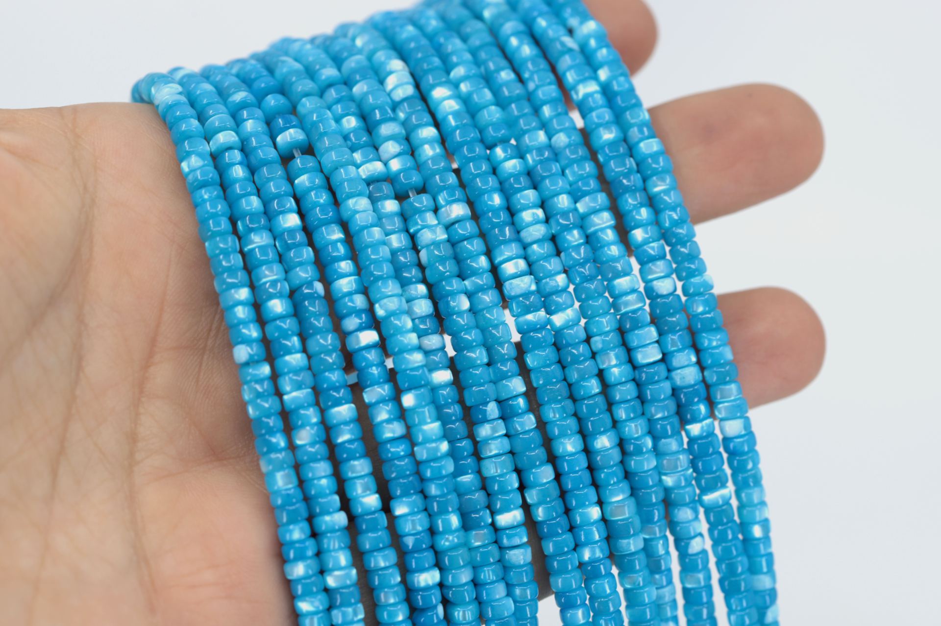 4mm-sky-blue-rondelle-shell-beads