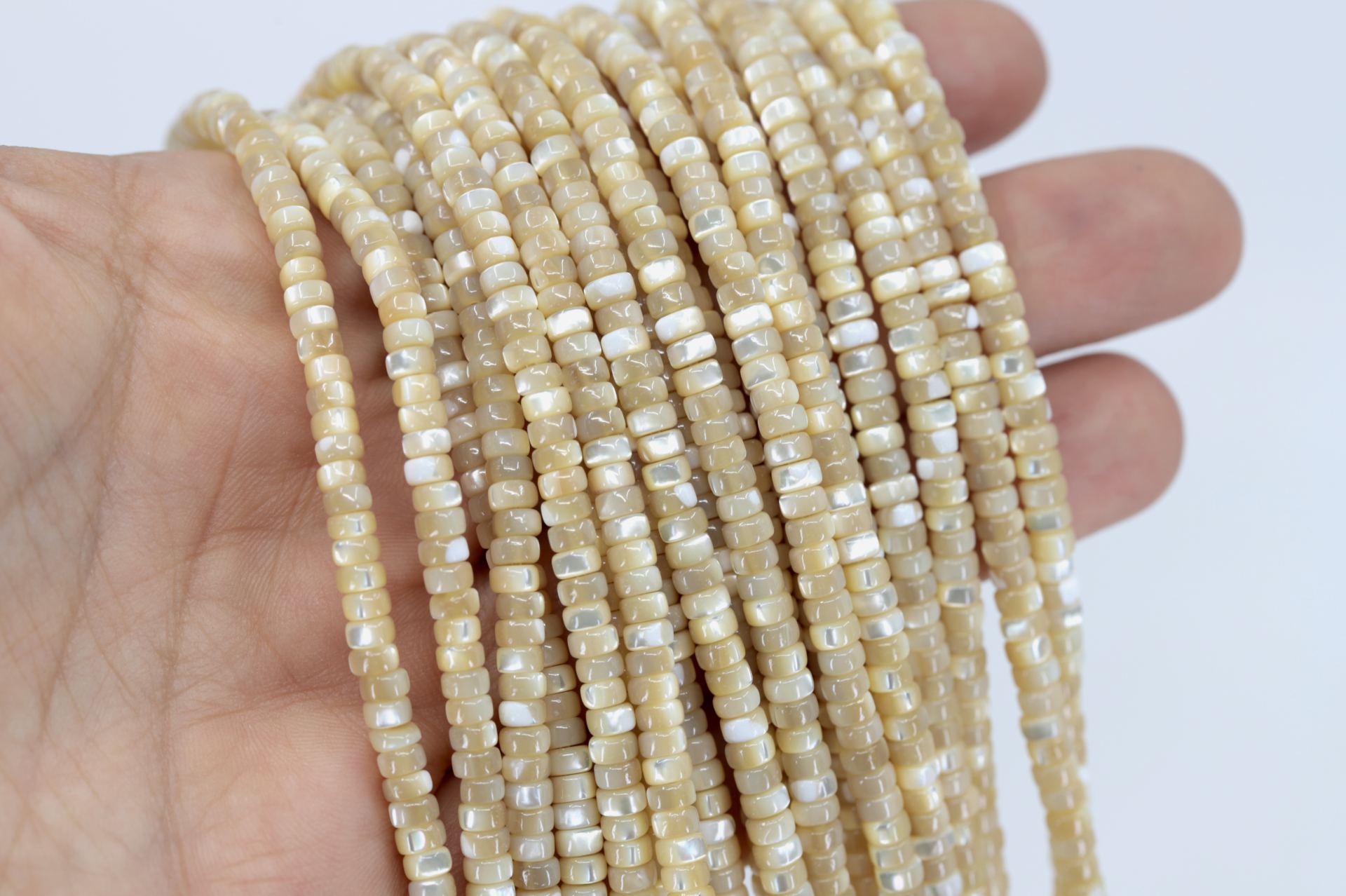 4mm-sand-beige-rondelle-shell-beads