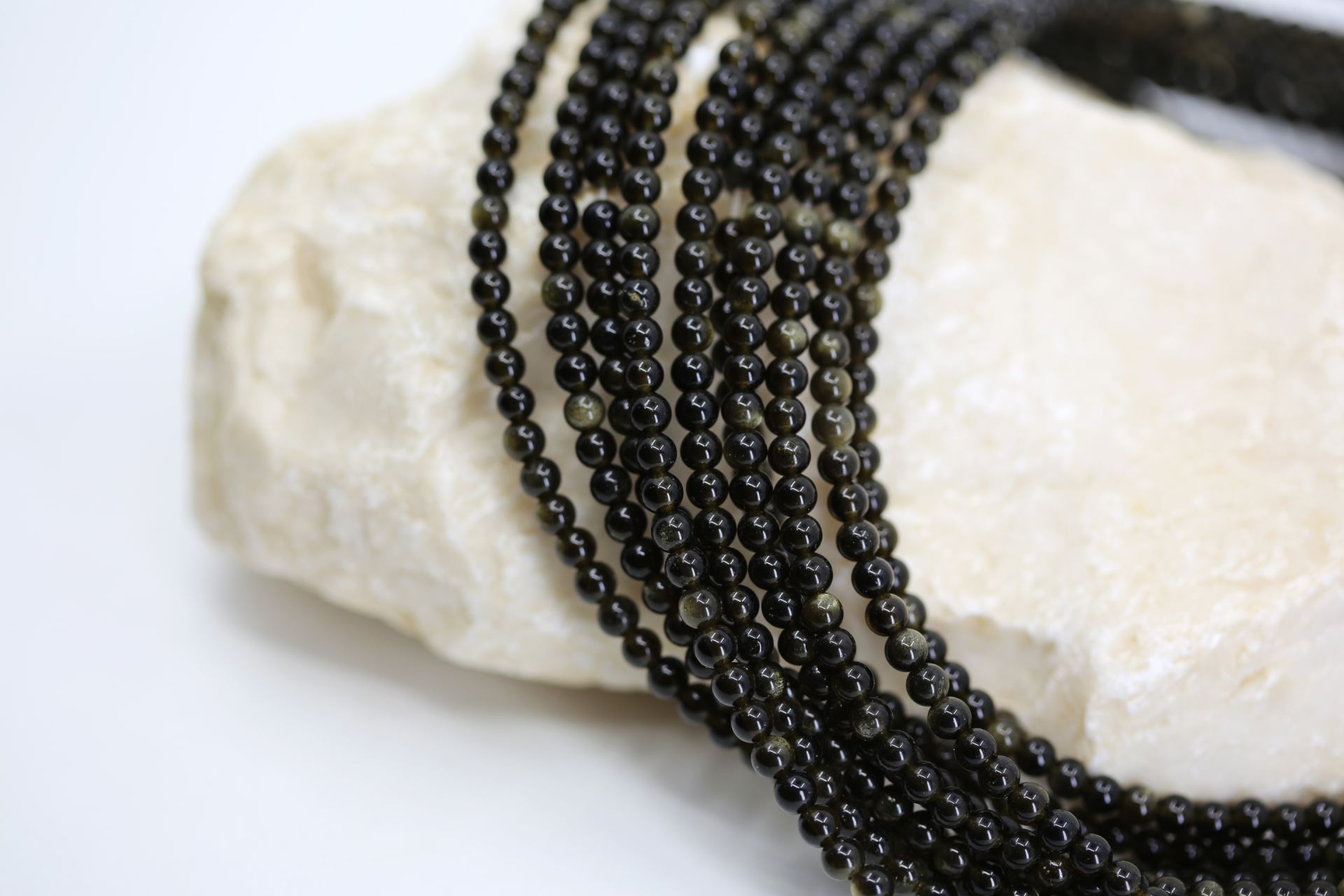 4mm-black-obsidian-round-beads-strand