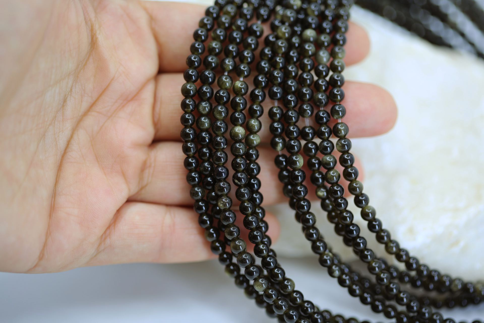 4mm-obsidian-round-beads