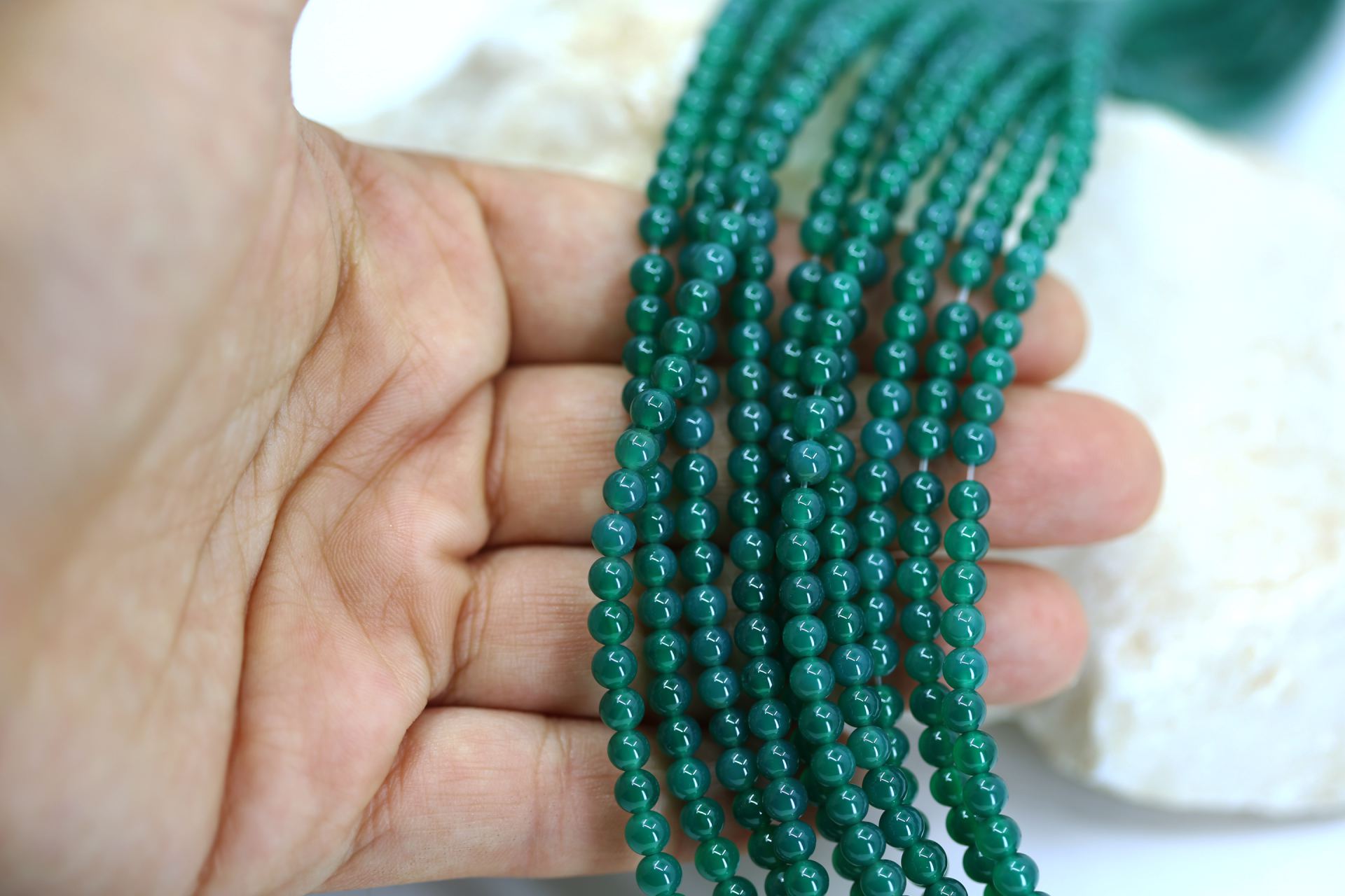 4mm-round-jade-beads-strand