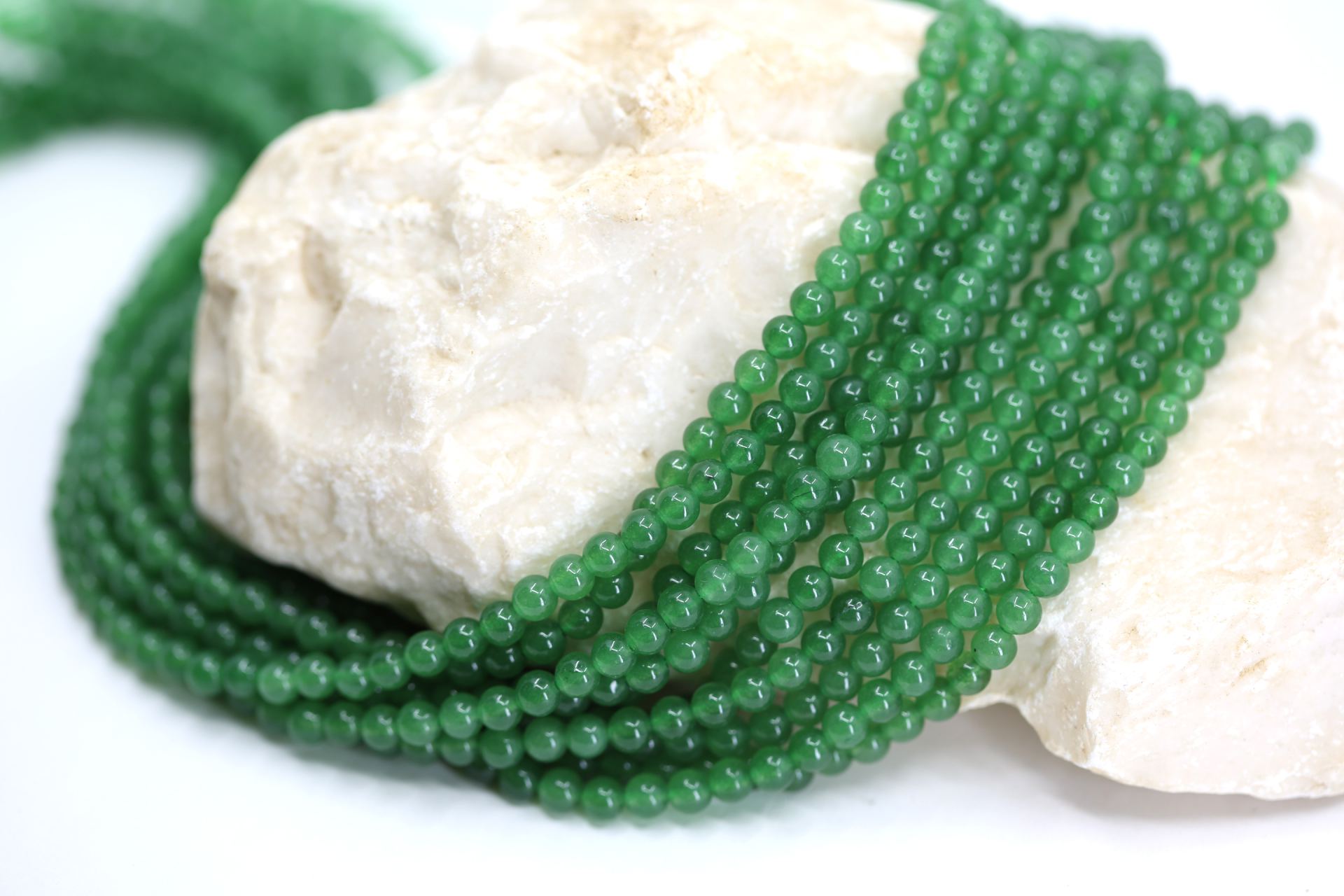 4mm-green-round-jade-beads