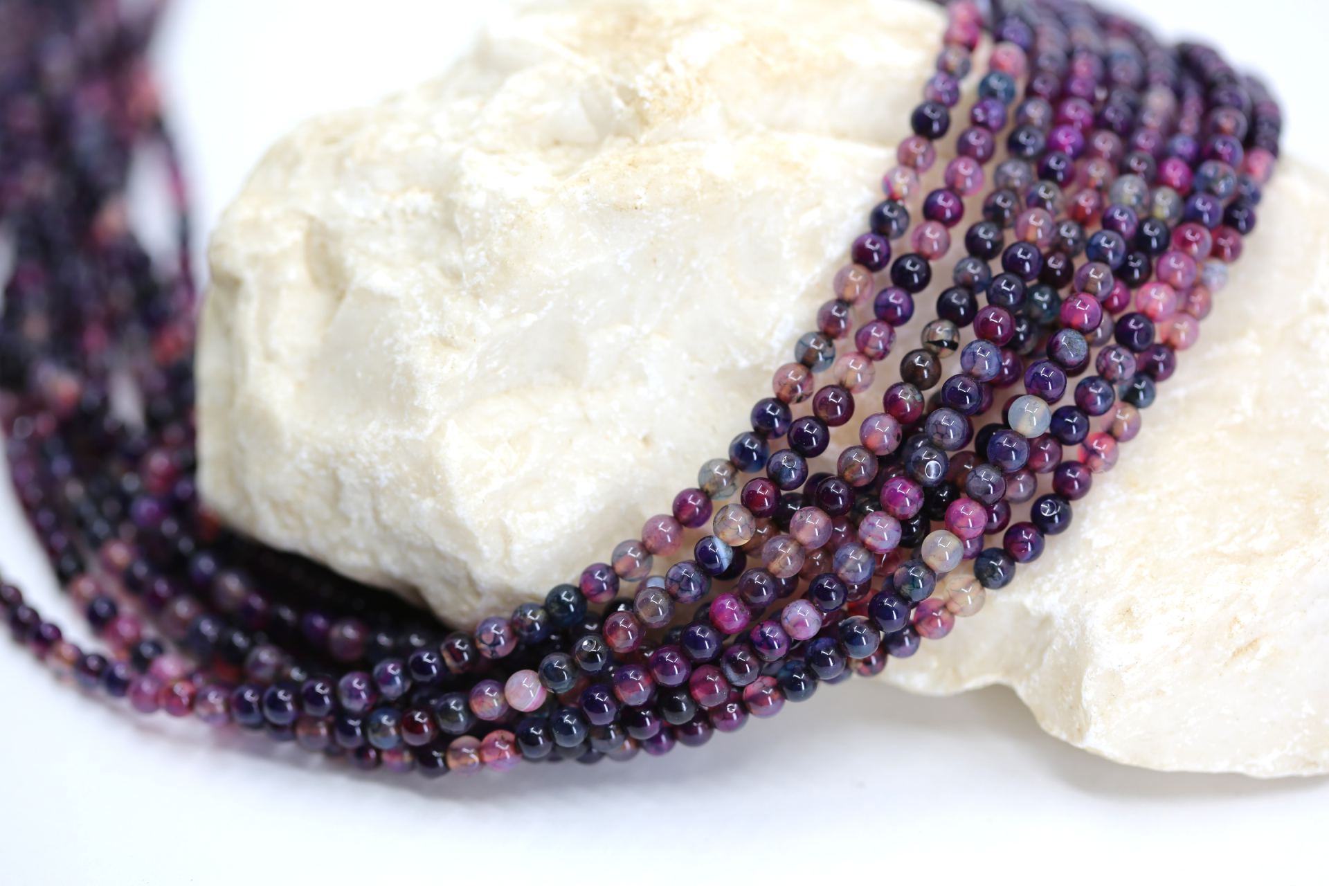4mm-purple-round-agate-beads