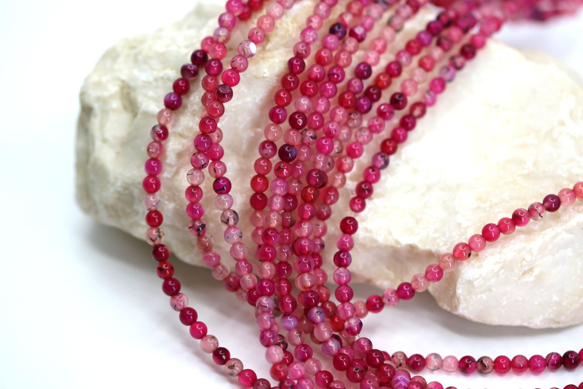 4mm-pink-dragon-round-beads