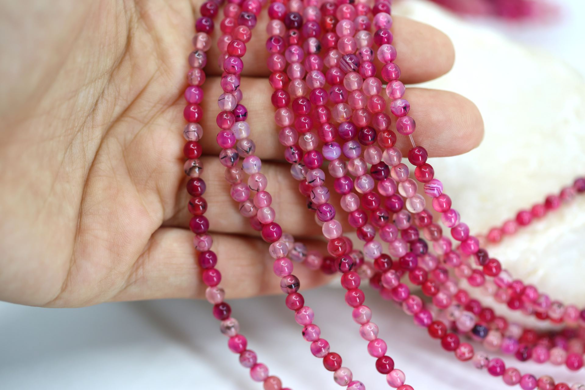 4mm-round-agate-beads
