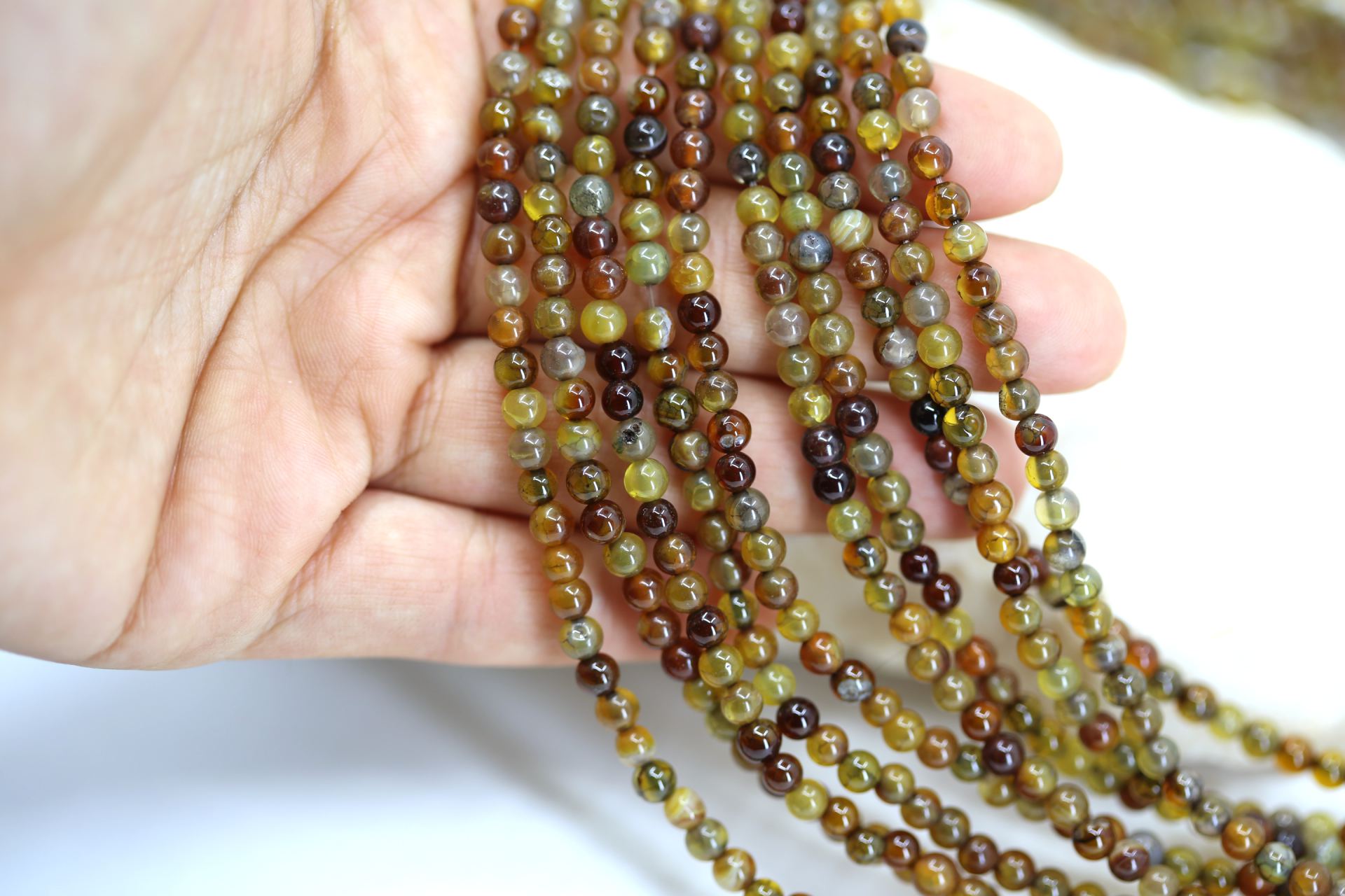 4mm-round-agate-beads