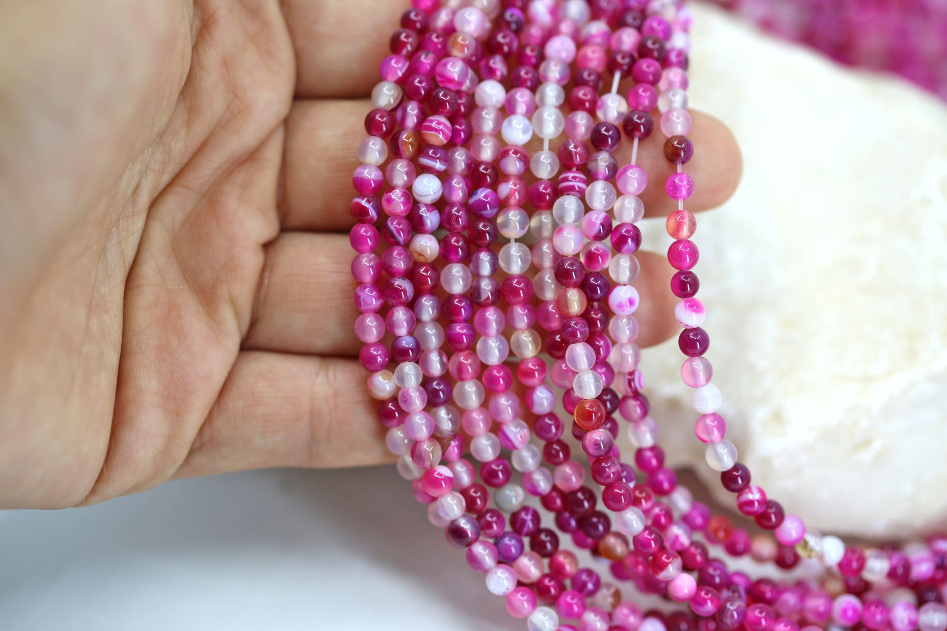 4mm-round-agate-beads