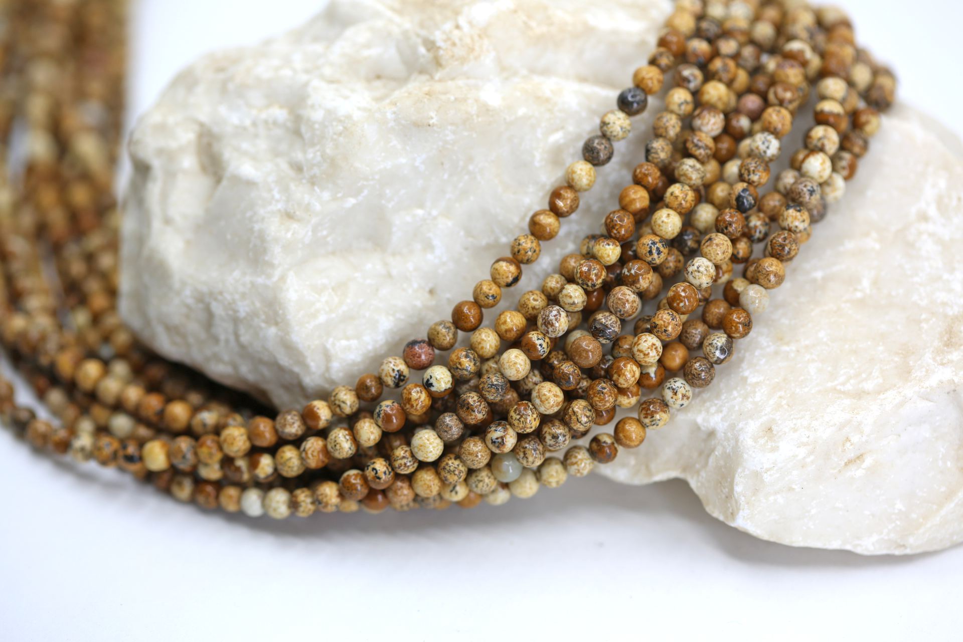 4mm-round-picture-jasper-beads
