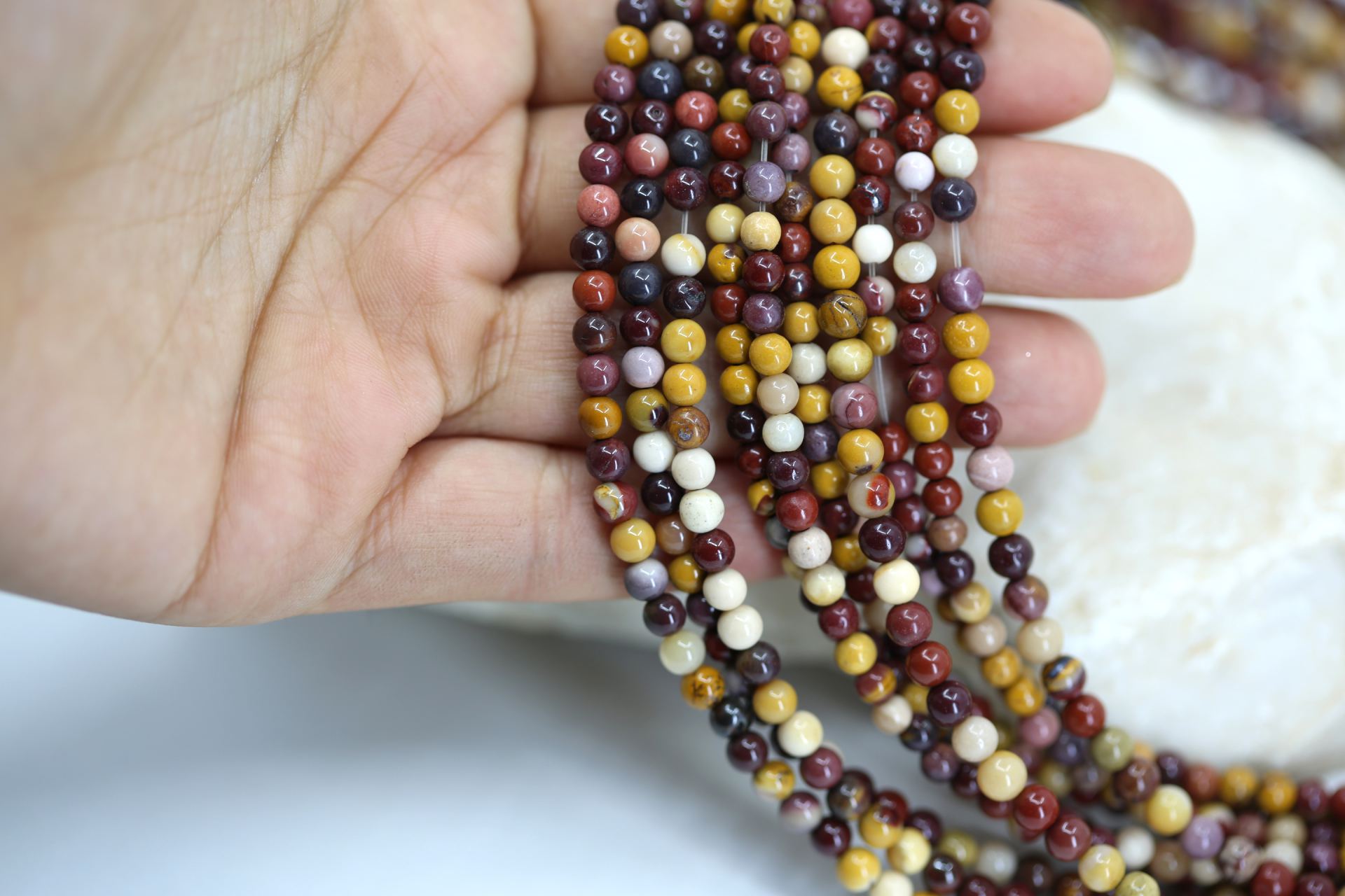 4mm-round-mookaite-jasper-beads-strand