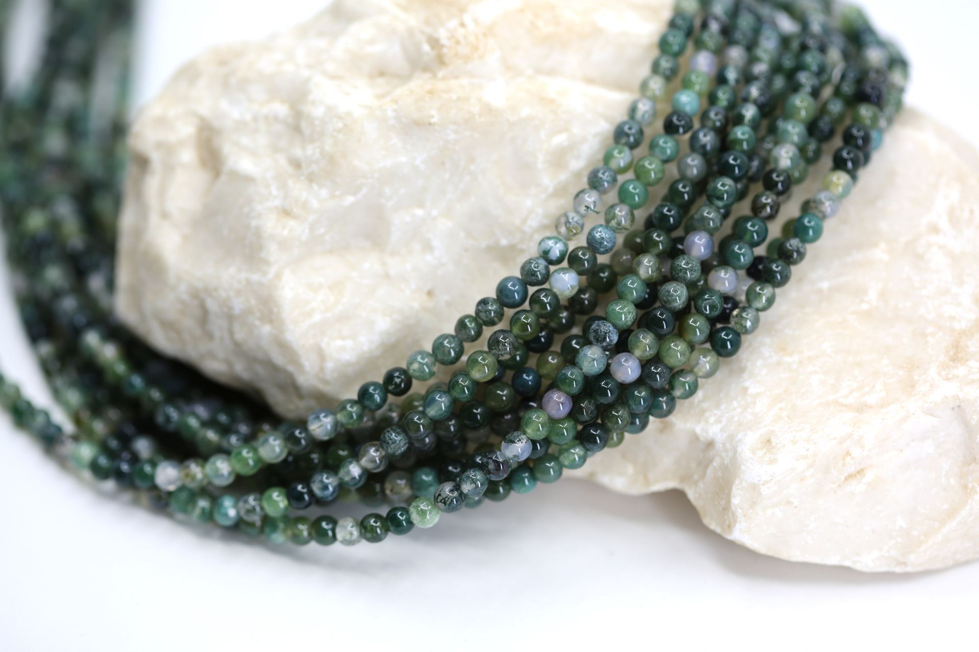 4mm-round-moss-agate-beads