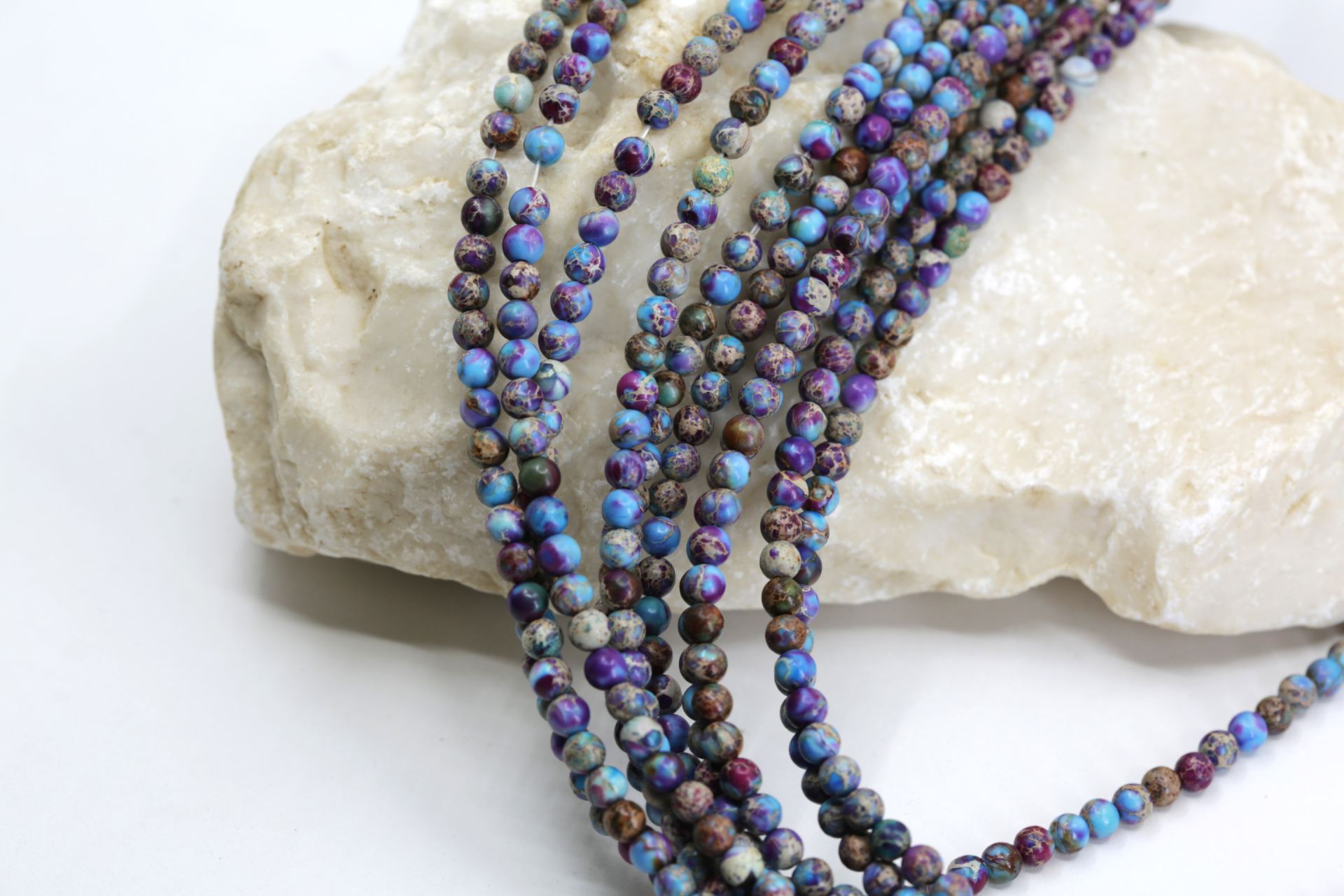 4mm-purple-round-sea-sediment-jasper-bea