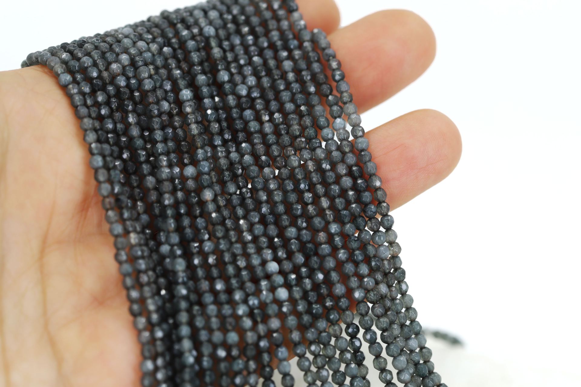 2.5mm-grey-round-labradorite-beads