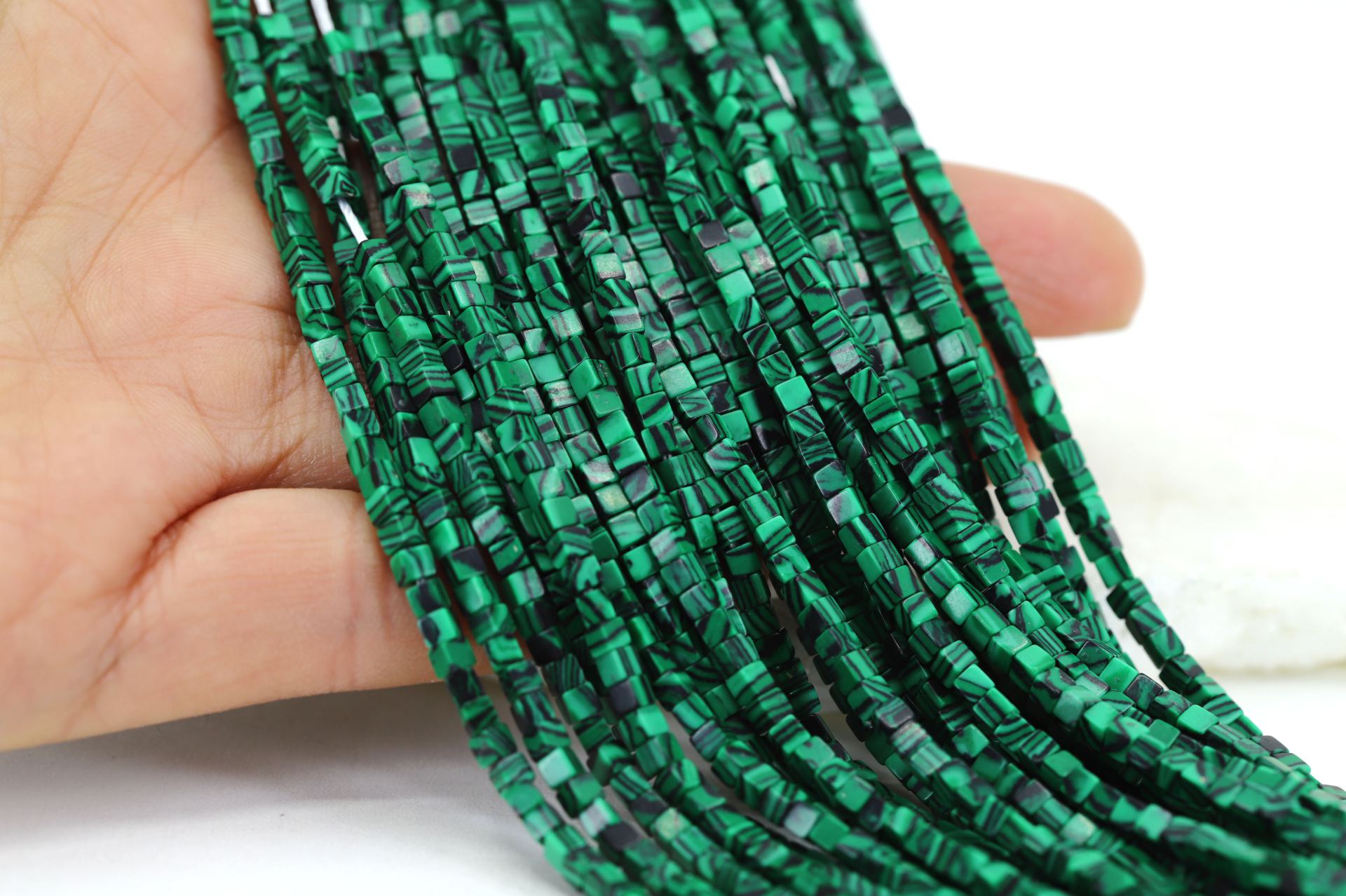 2.5mm-green-malachite-beads-strand