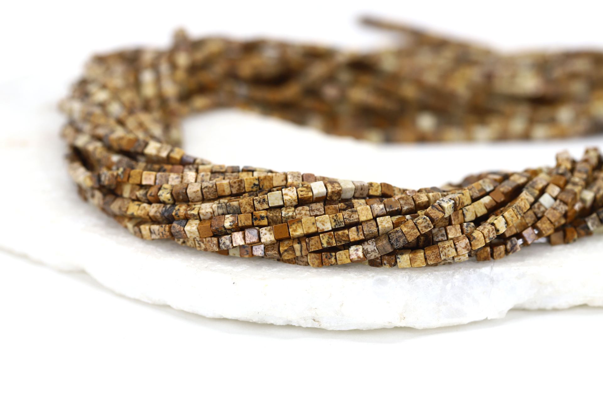 2.5mm-brown-picture-jasper-beads