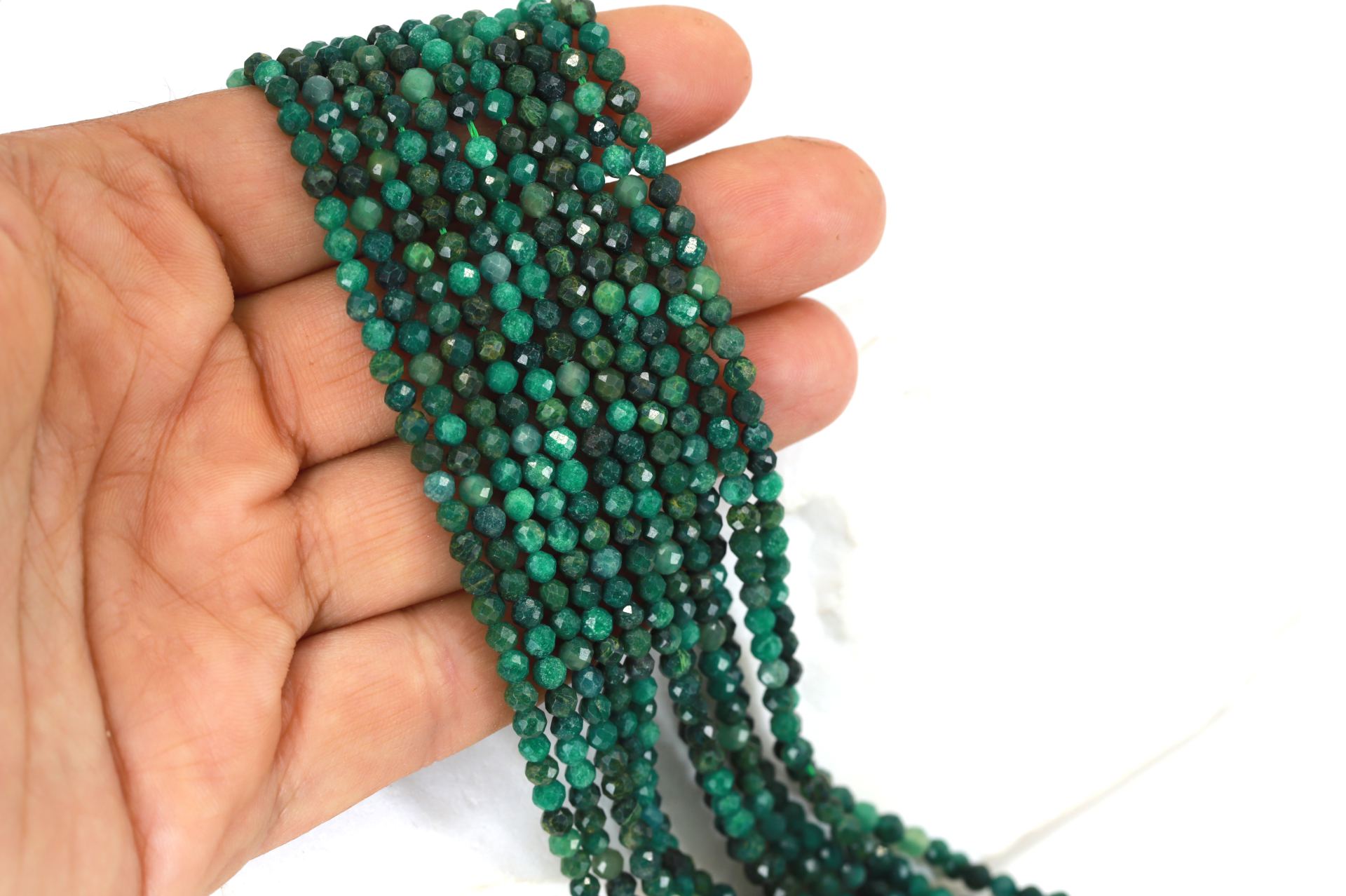 3mm-round-faceted-emerald-beads