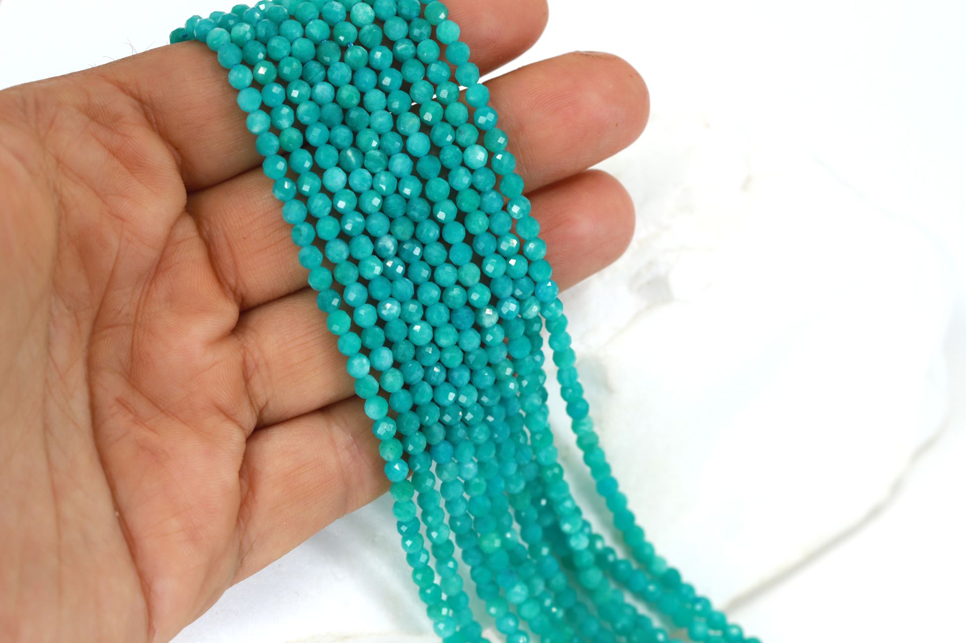 3mm-round-faceted-amazonite-beads
