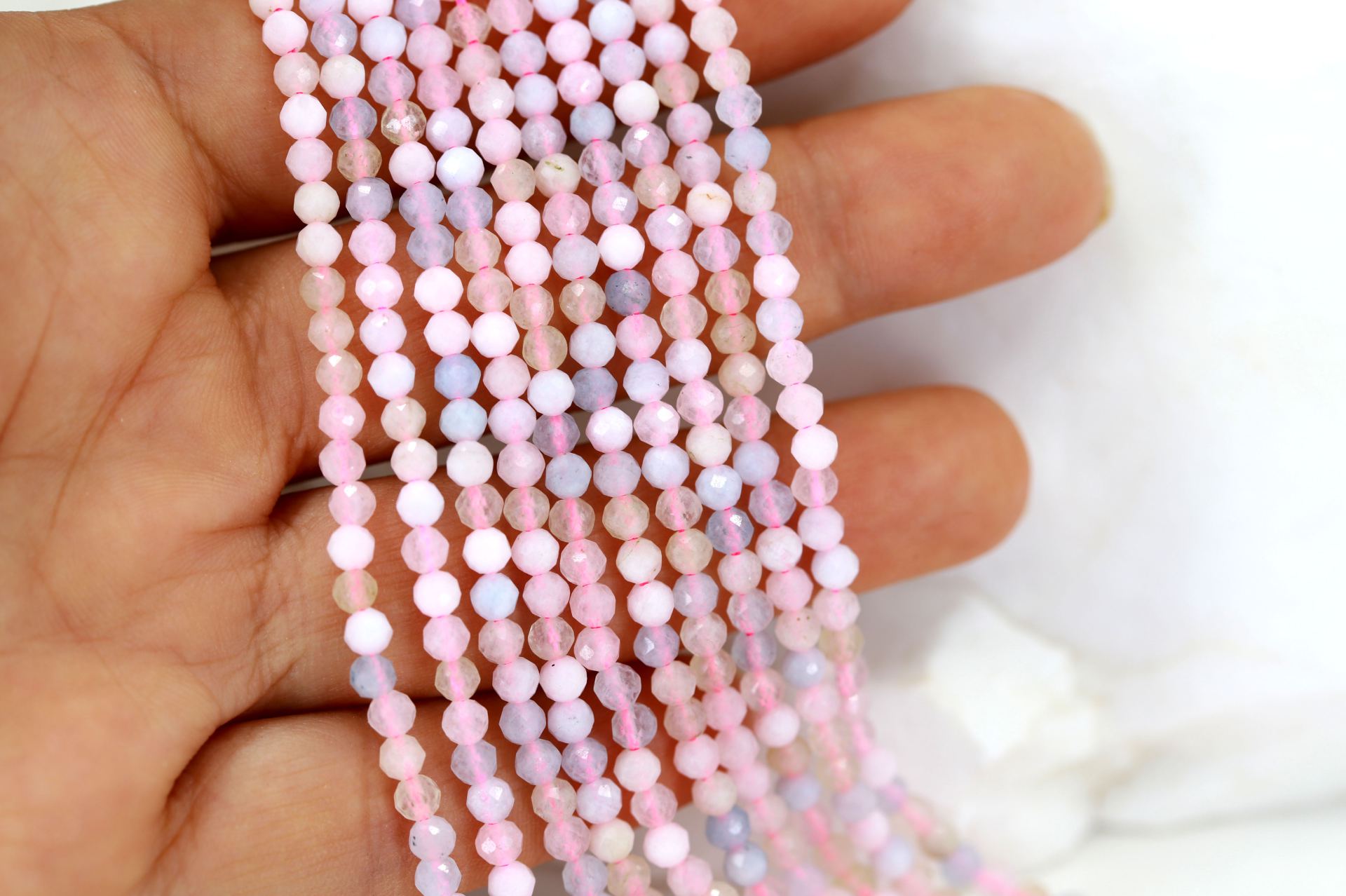 3mm-round-faceted-morganite-beads