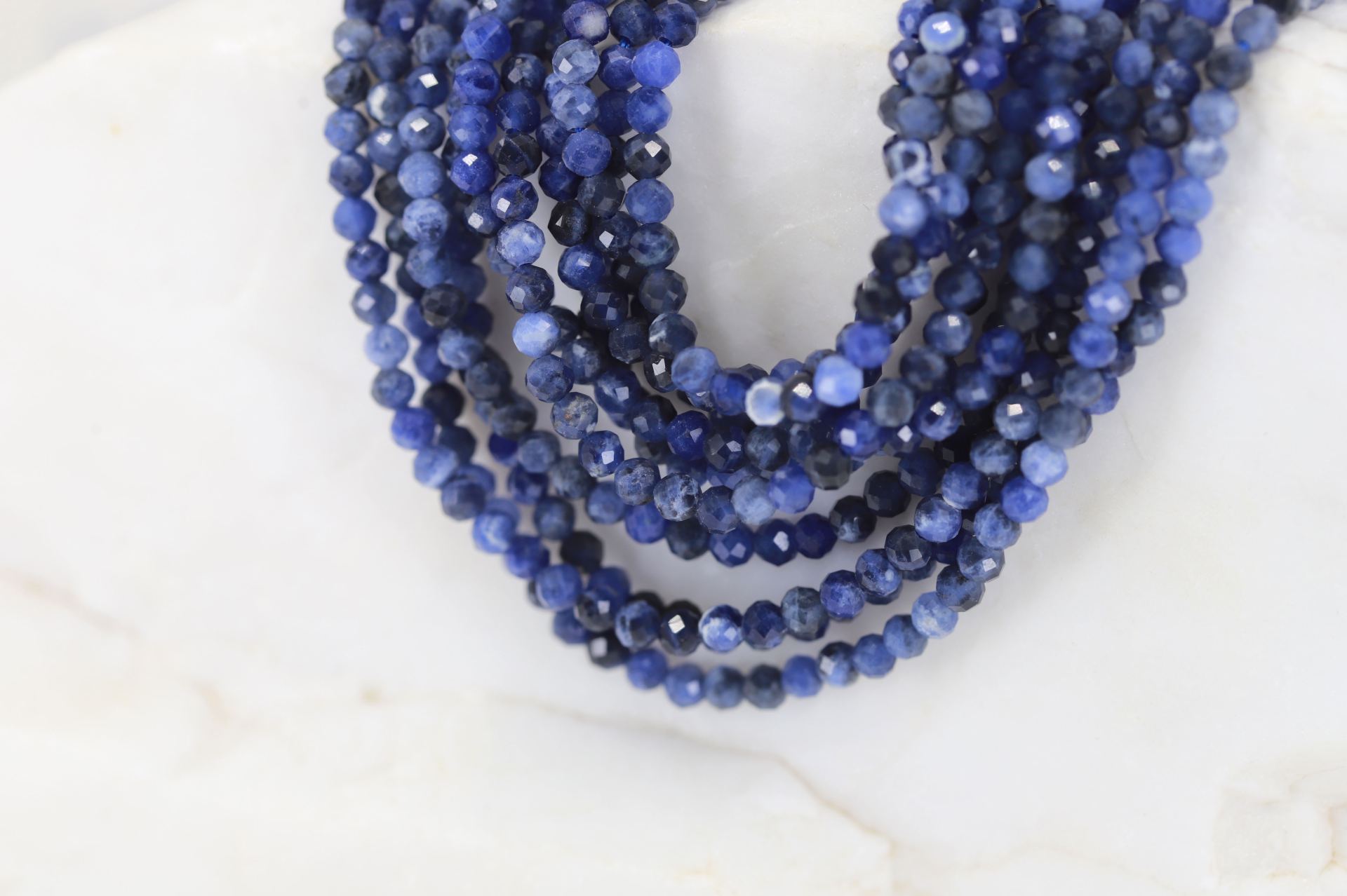 3mm-round-faceted-sodalite-stones