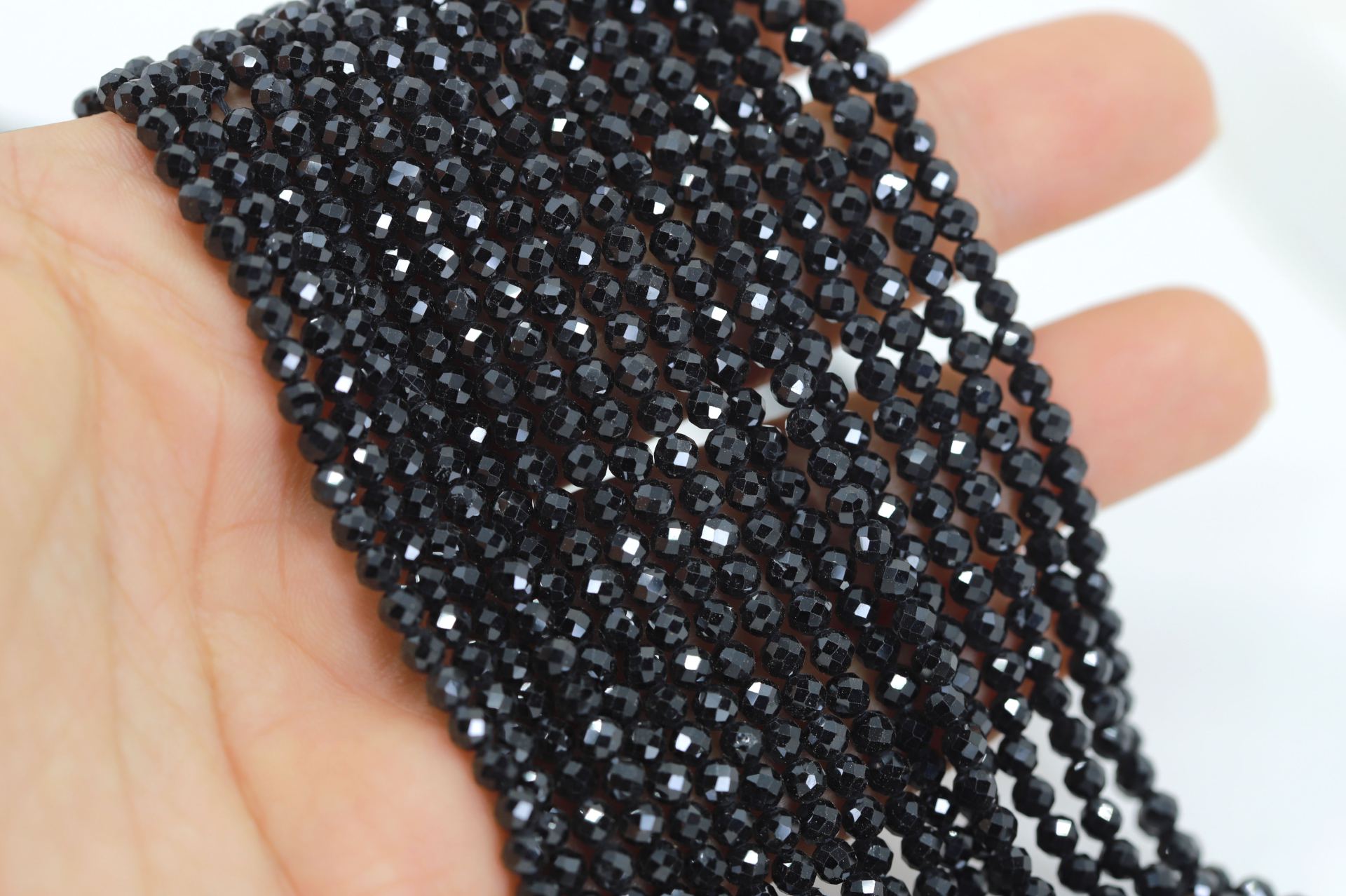 3mm-round-faceted-onyx-beads