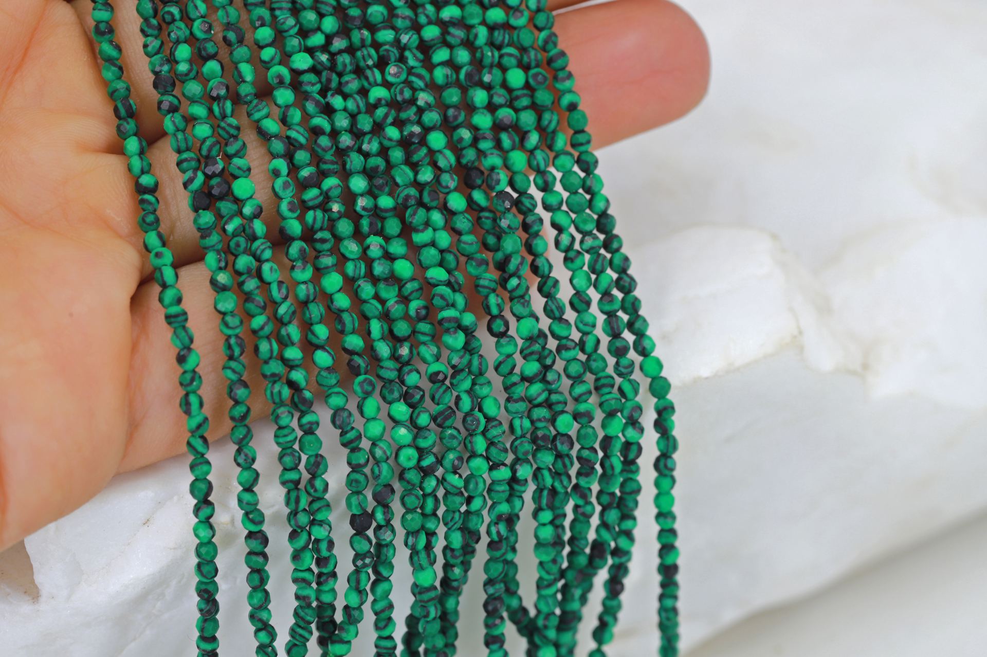 2mm-round-malachite-natural-stone-beads
