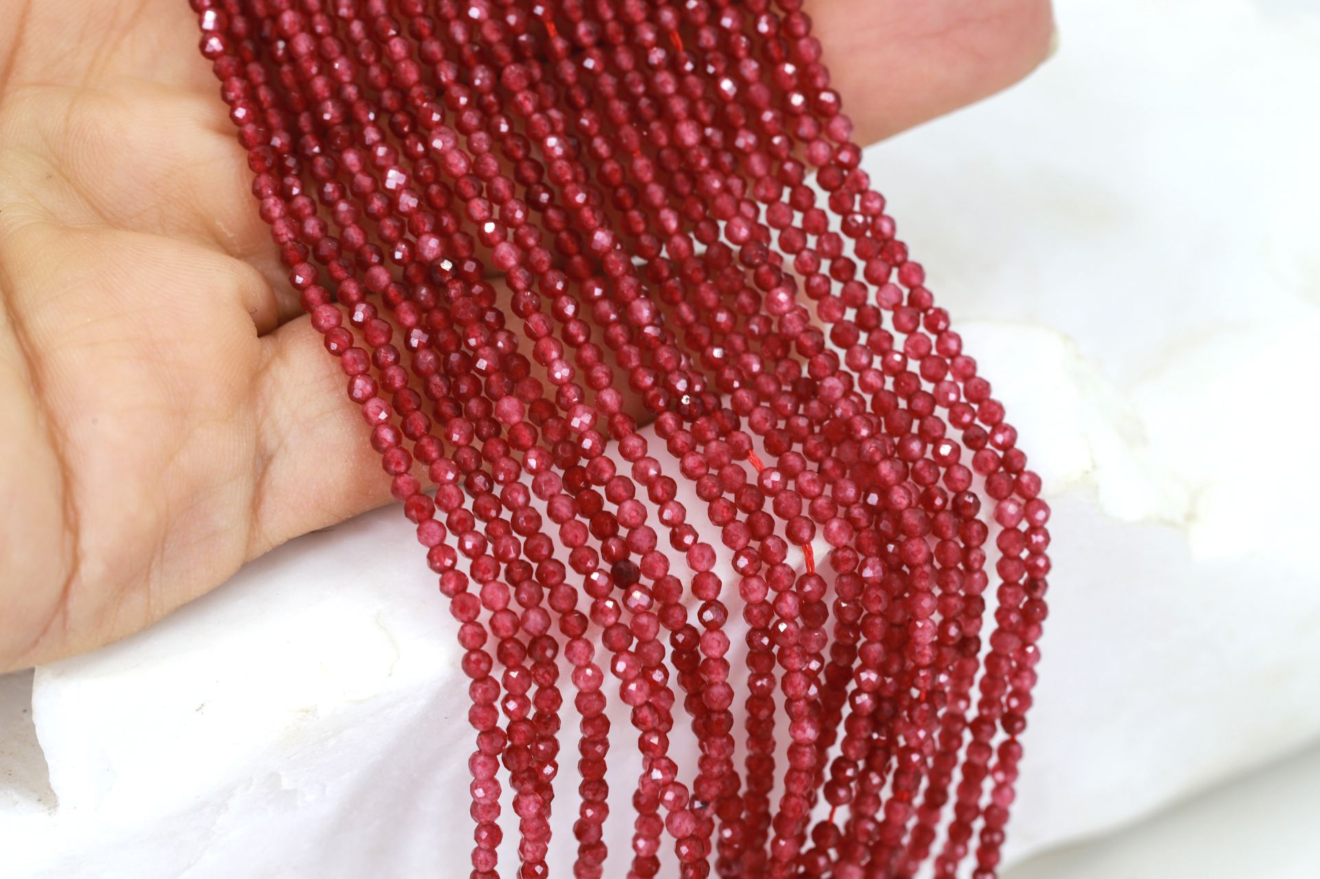 2mm-round-faceted-red-jade-beads