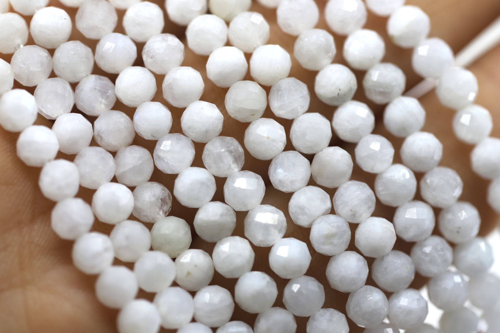 4mm-moonstone-natural-stone-beads-strand